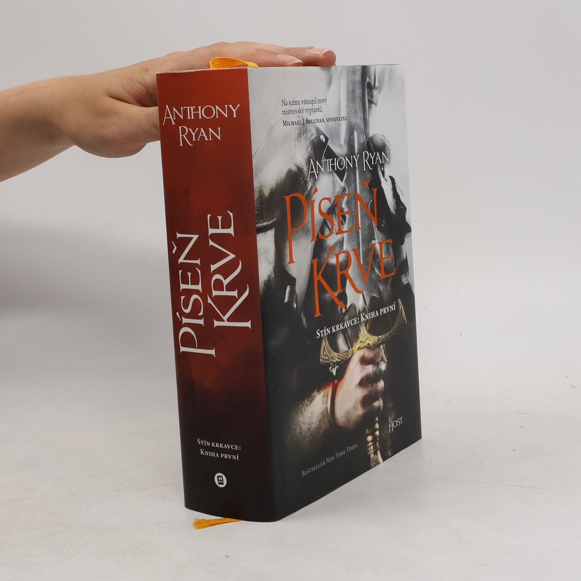 Anthony Ryan Píseň krve: stín krkavce. Kniha první