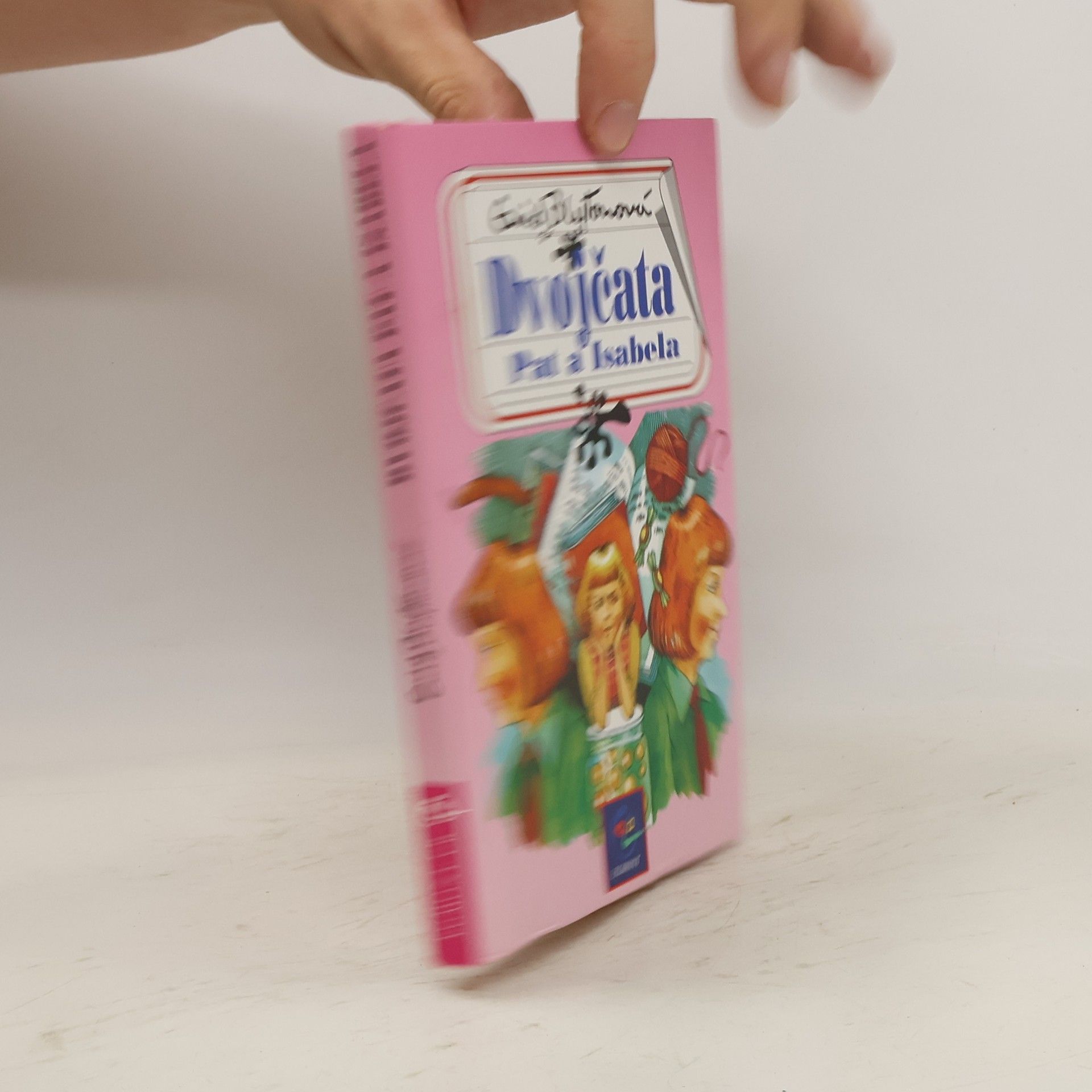 Enid Blyton Dvojčata Pat a Isabela: Druhý ze série příběhů ze školy St. Clare