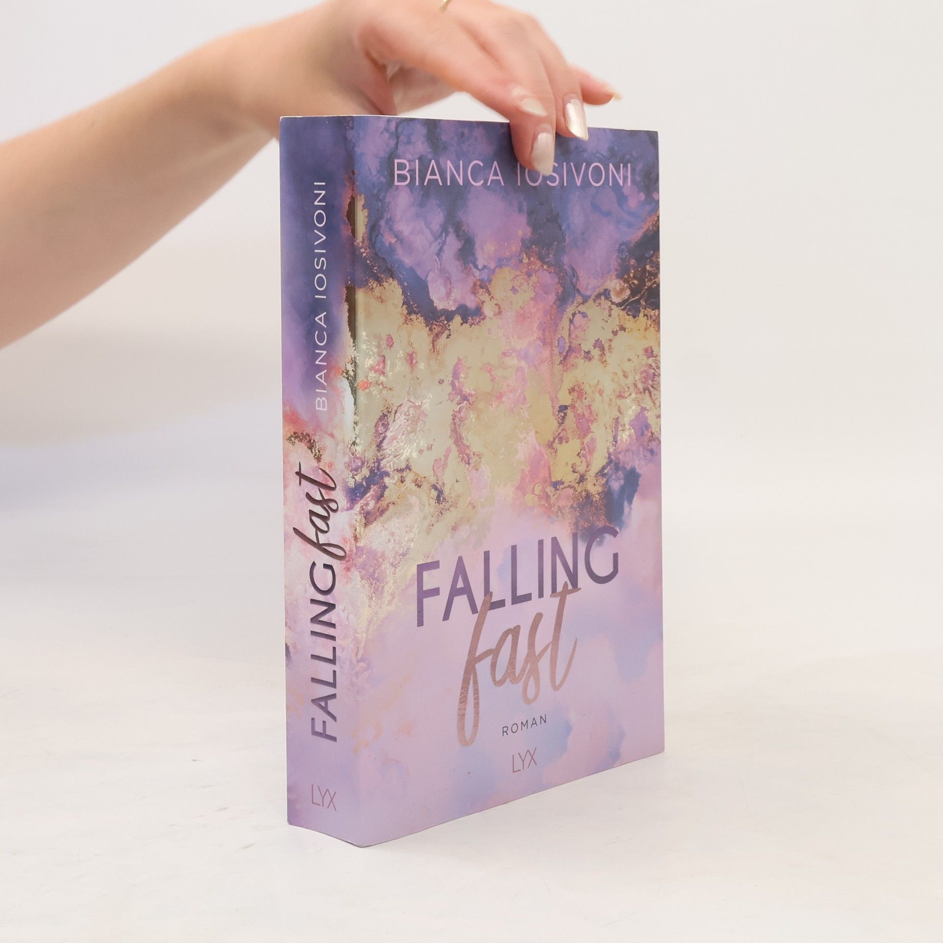 Bianca Iosivoni Falling fast