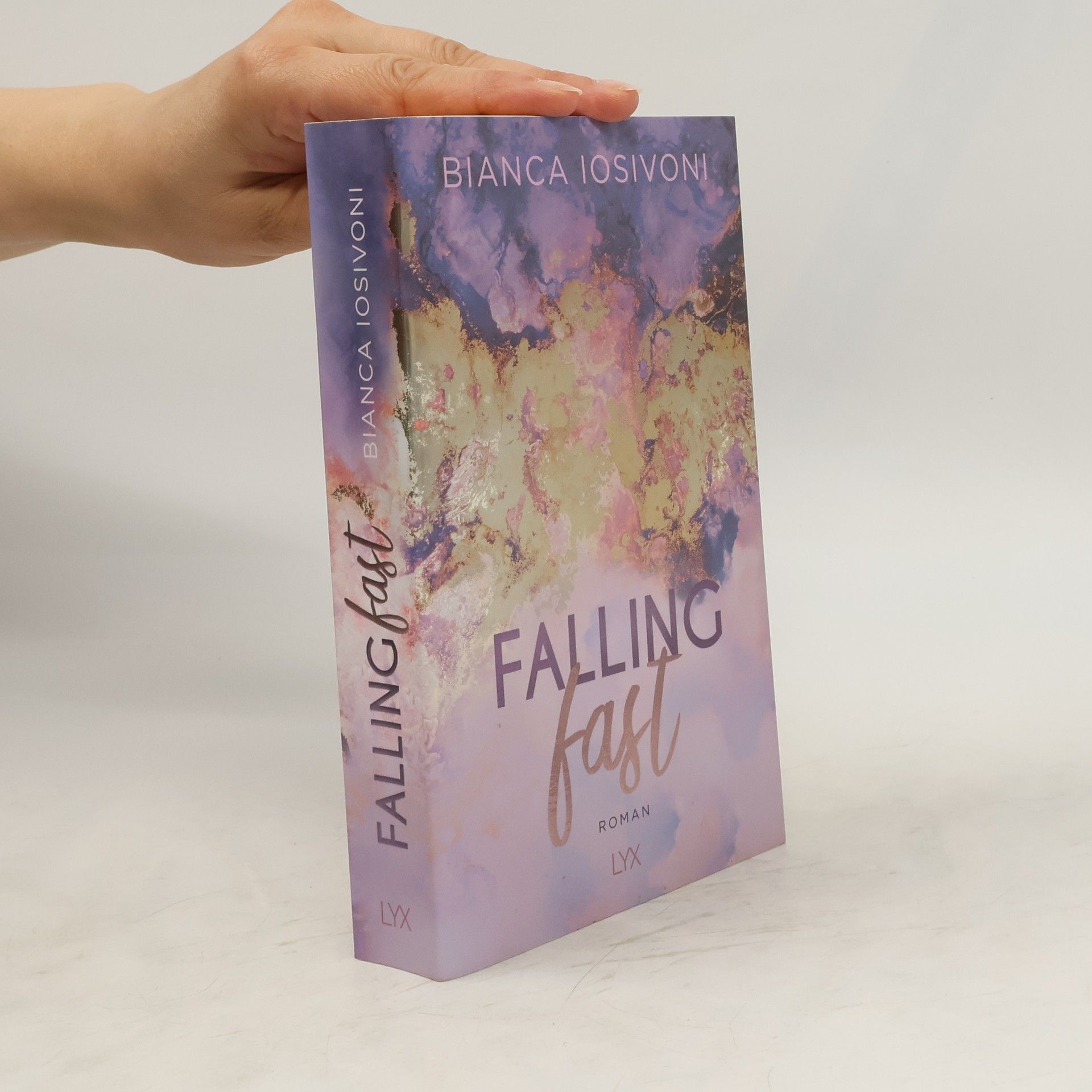 Bianca Iosivoni Falling fast