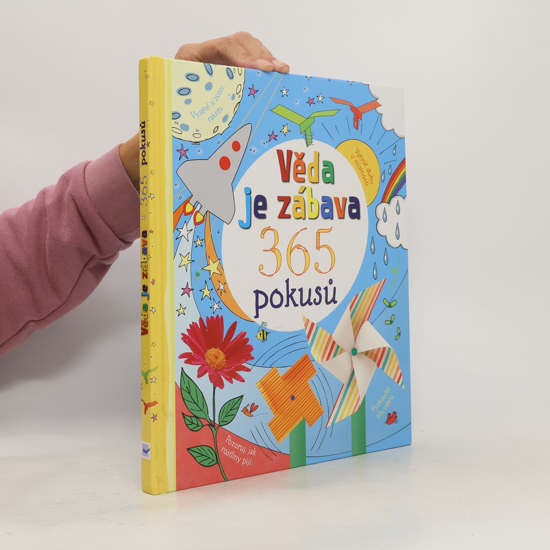 Collective Věda je zábava : 365 pokusů