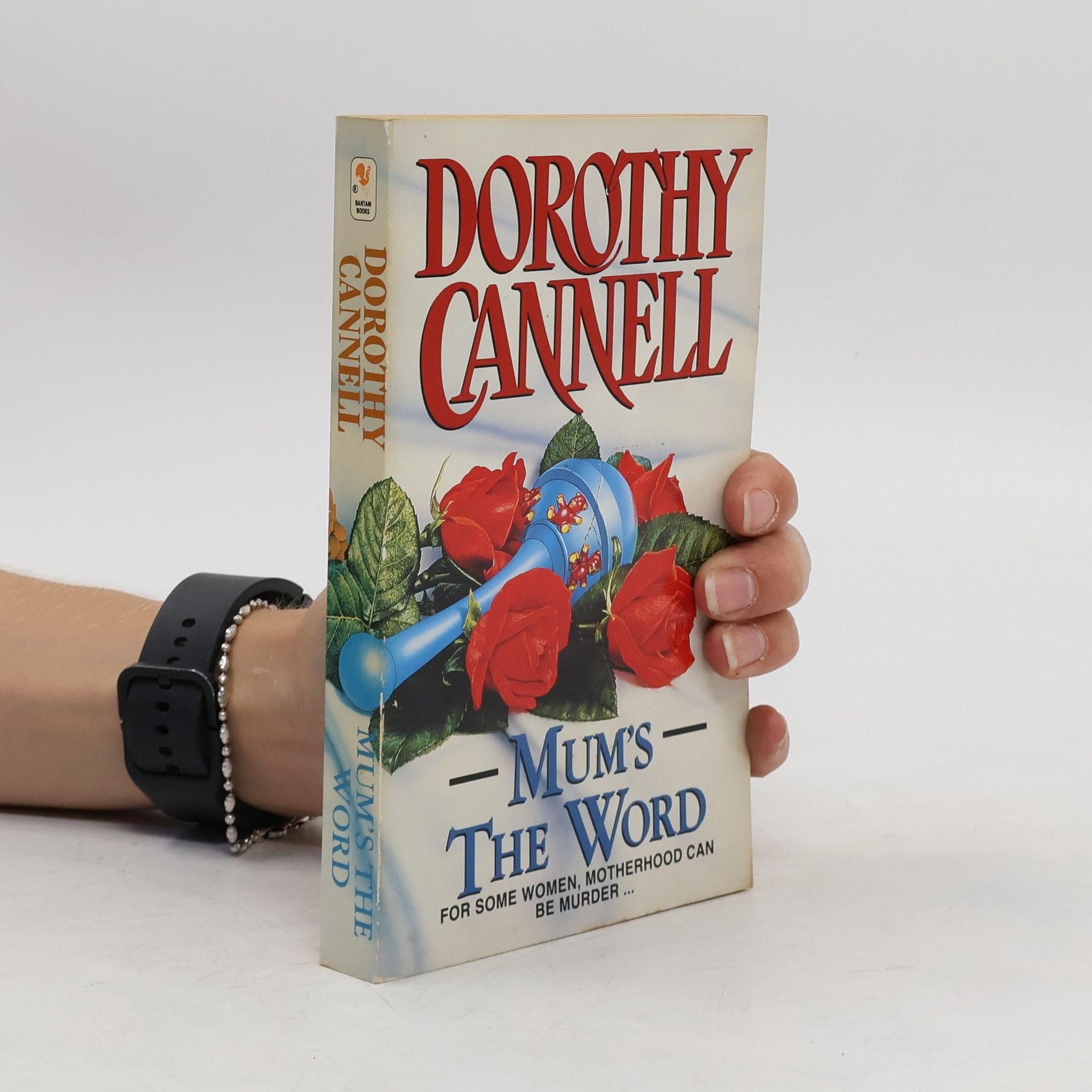 Dorothy Cannell Mum's the Word