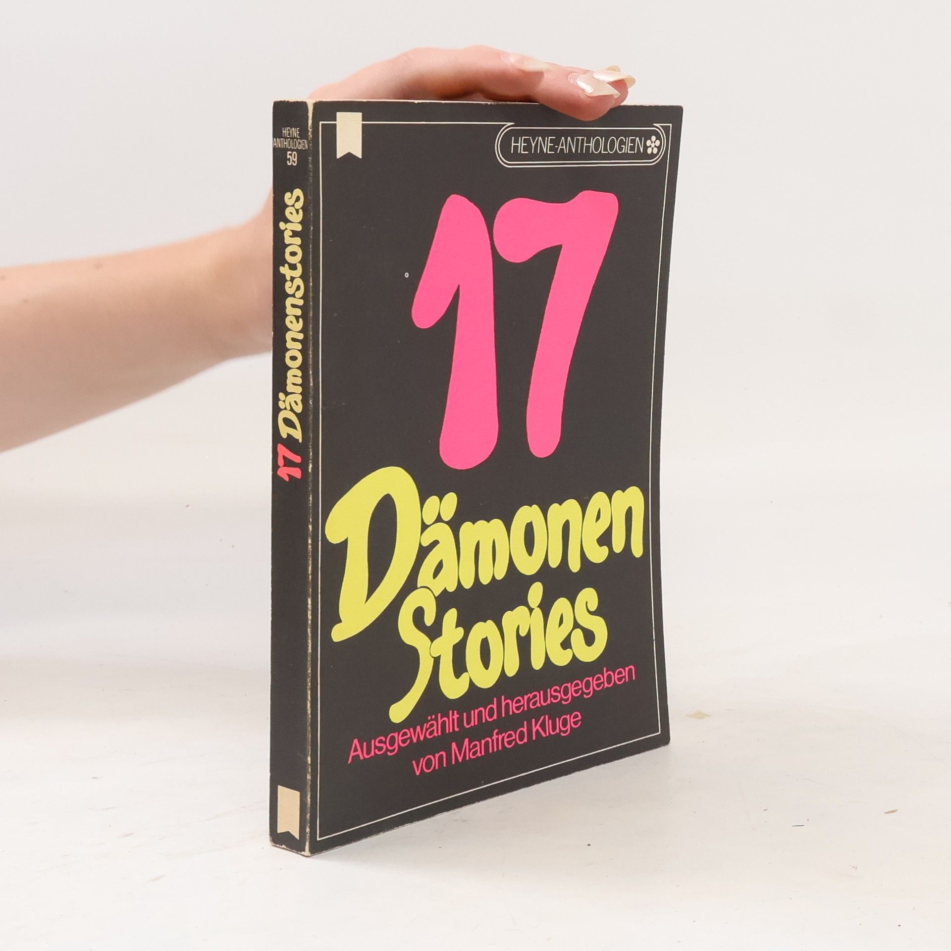 Manfred Kluge 17 Dämonen Stories