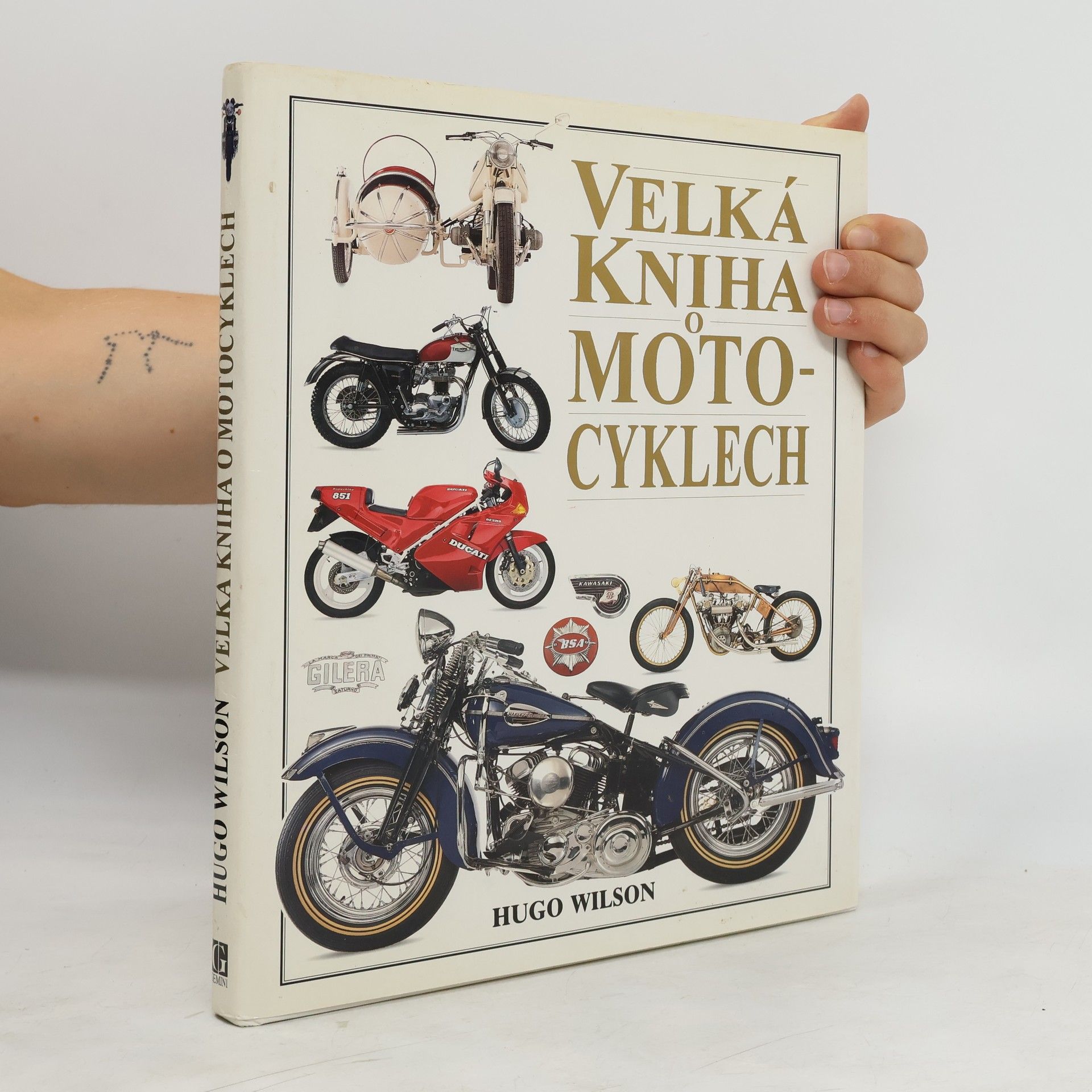 Hugo Wilson Velká kniha o motocyklech