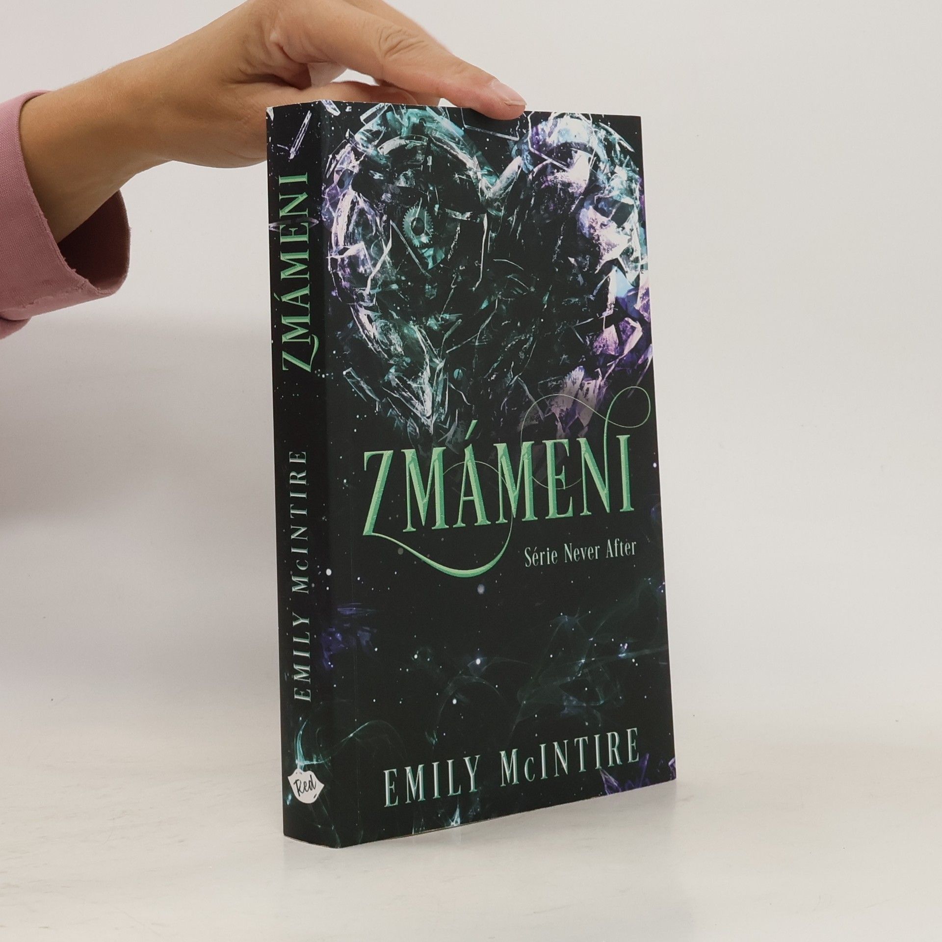 Emily McIntire Zmámeni