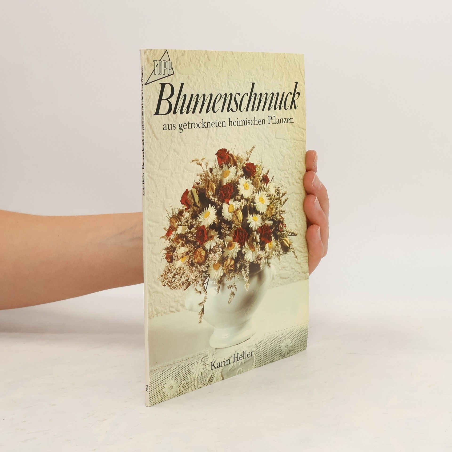 Karin Heller Blumenschmuck aus getrockneten heimischen Pflanzen