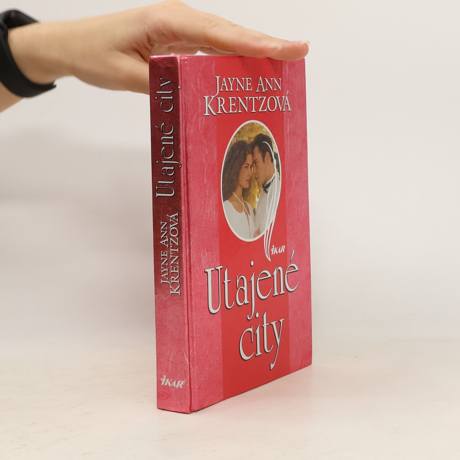 Jayne Ann Krentz Utajené city