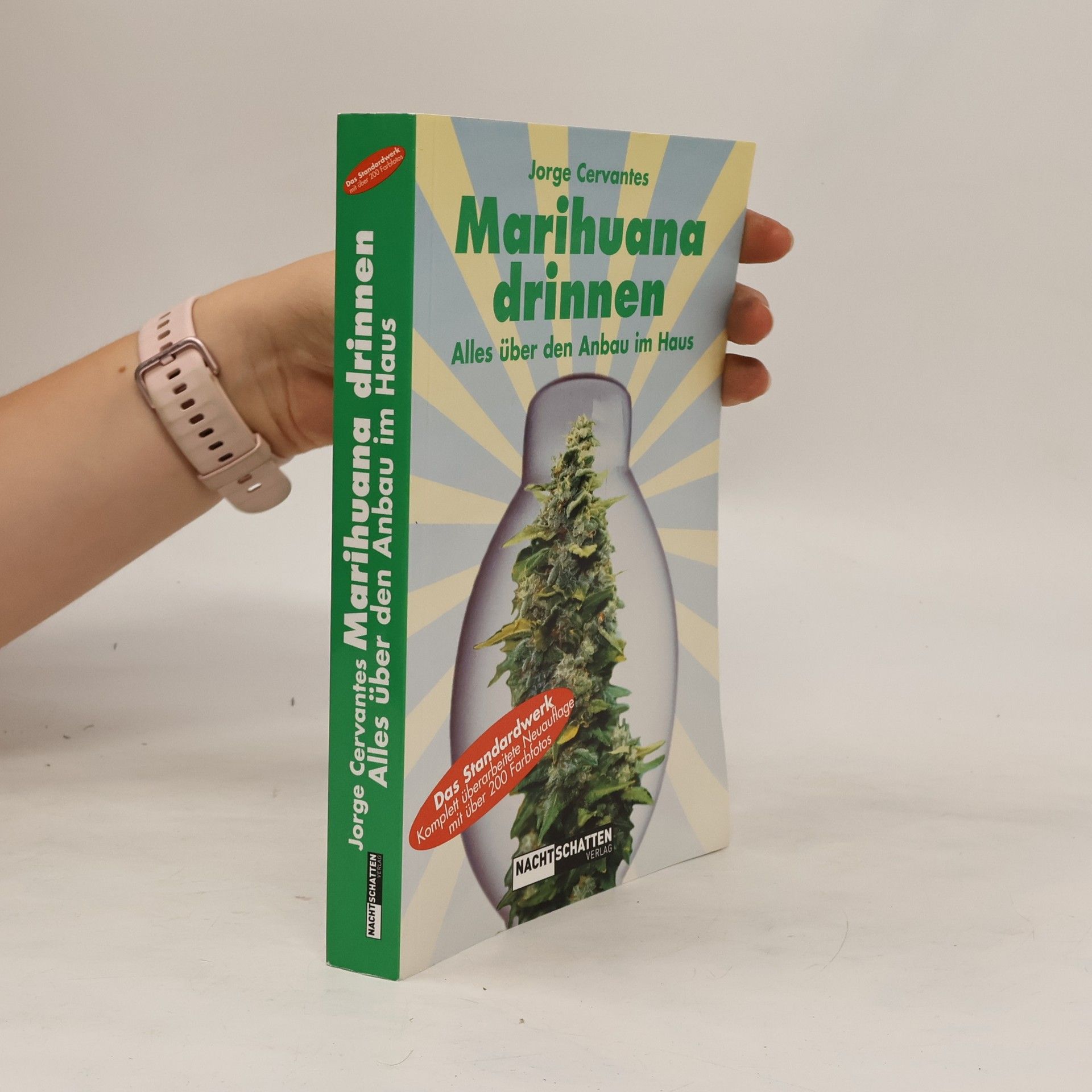 Jorge Cervantes Marihuana Drinnen : Alles Über den Anbau im Haus