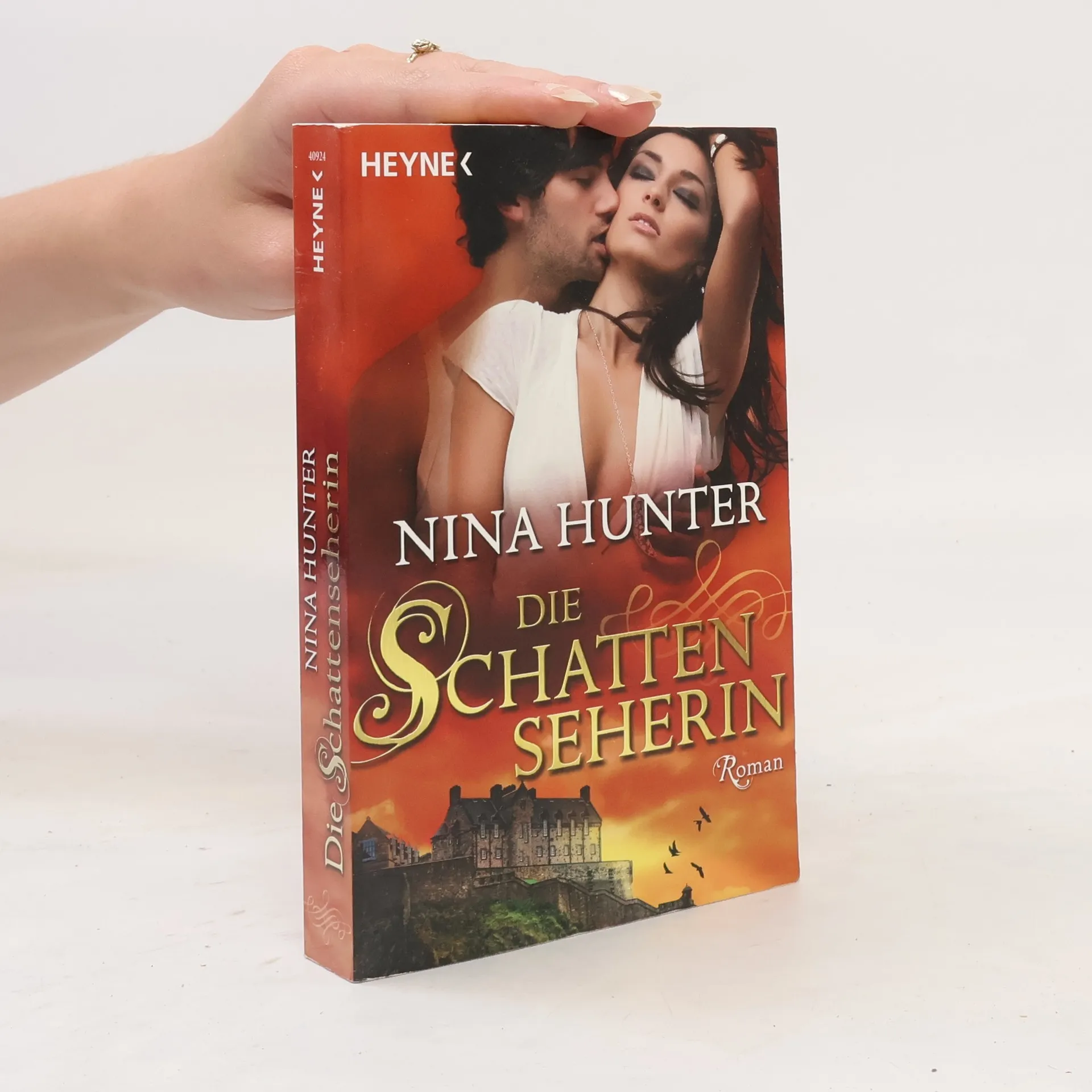 Die Schattenseherin | Livre | Nina Hunter | DE