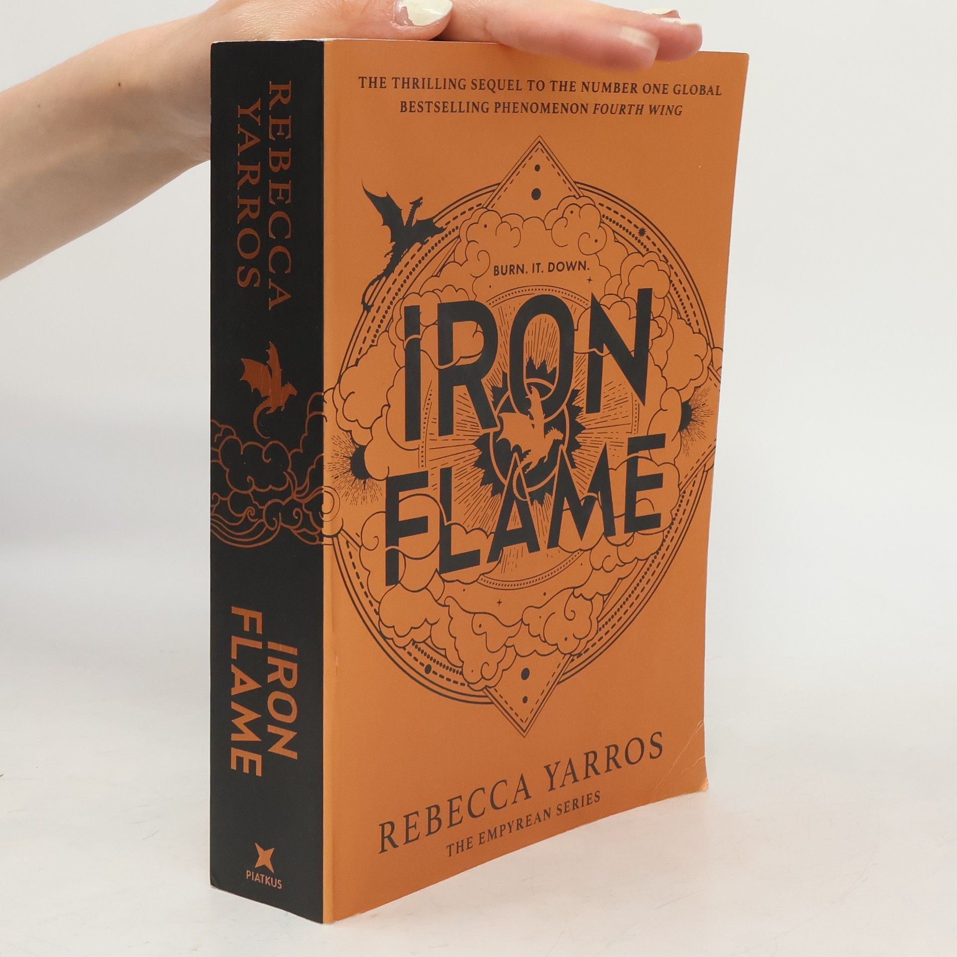Rebecca Yarros Iron Flame