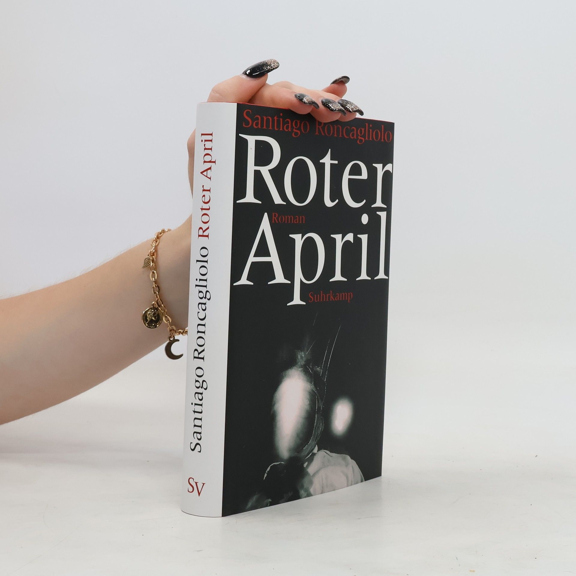 Santiago Roncagliolo Roter April