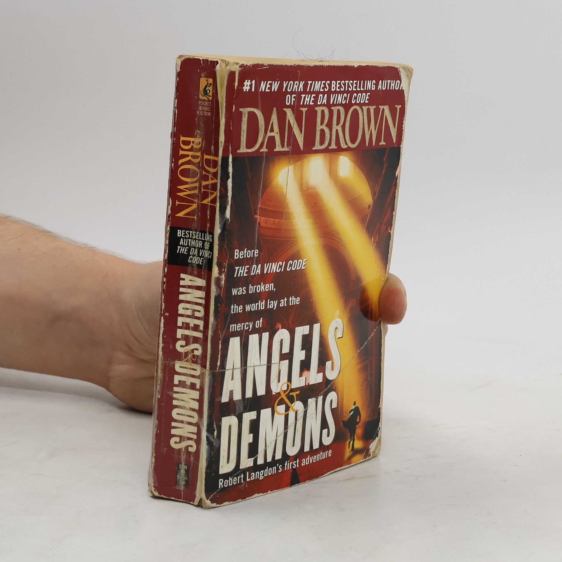 Dan Brown Angels & Demons