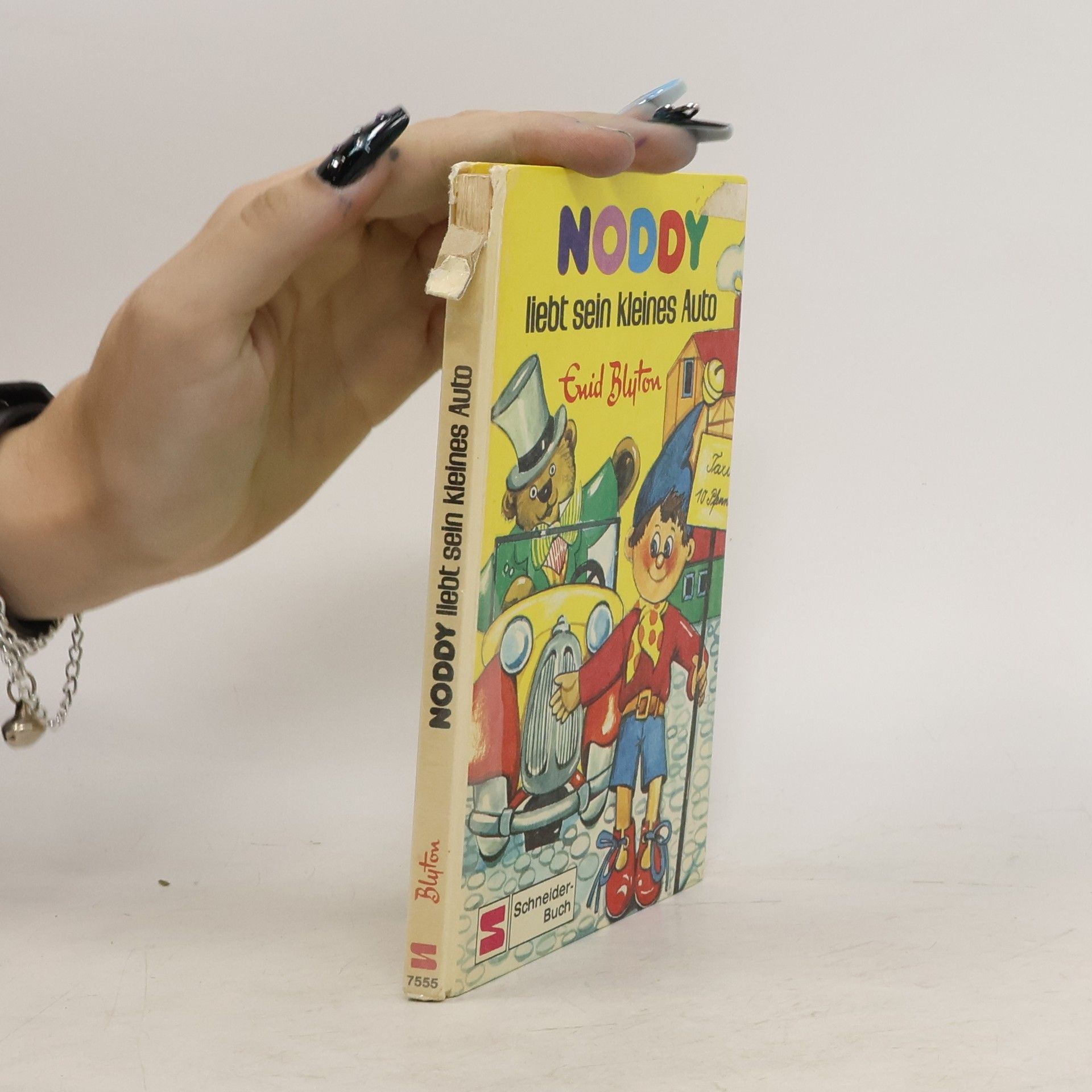 Enid Blyton Noddy liebt sein kleines Auto