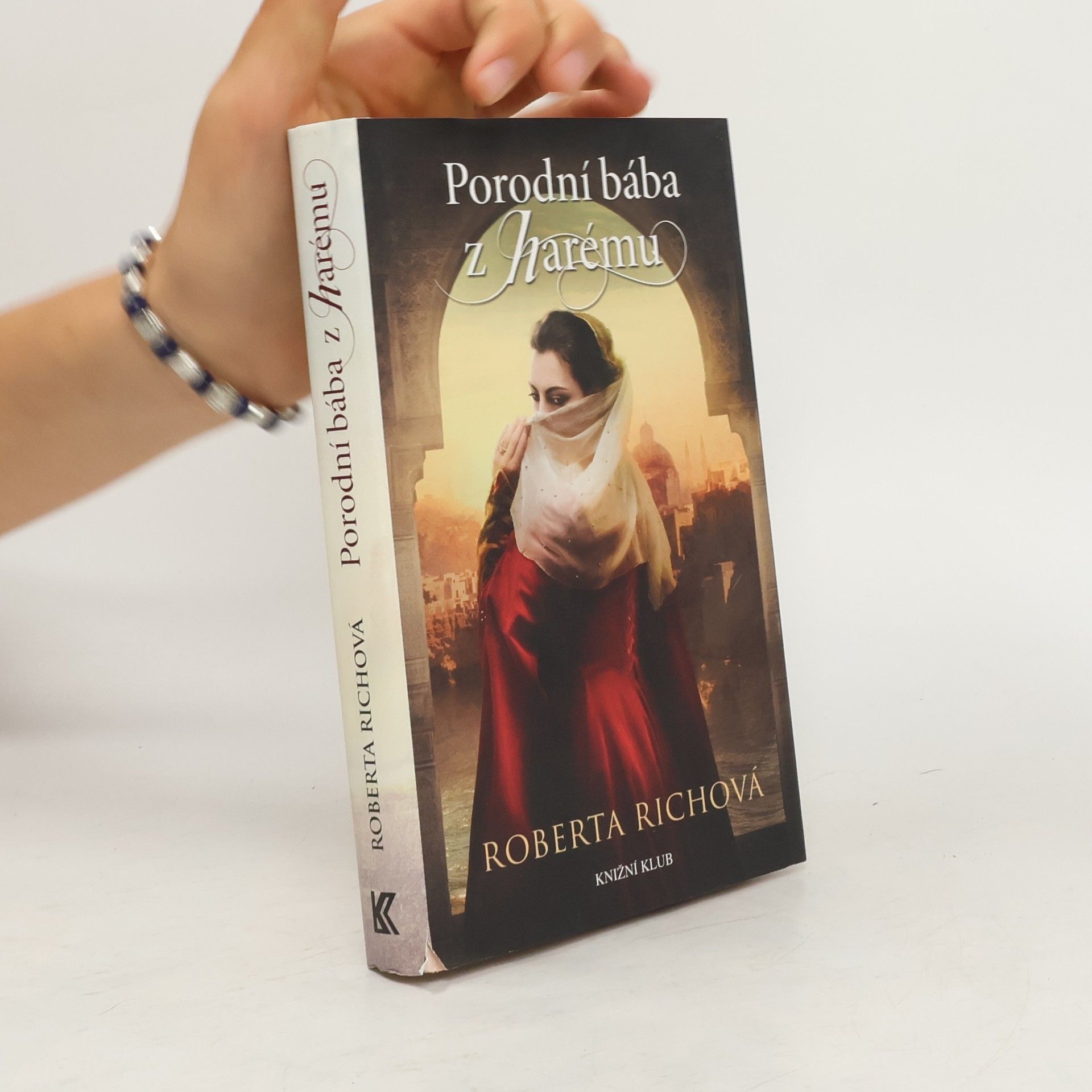Roberta Rich Porodní bába z harému