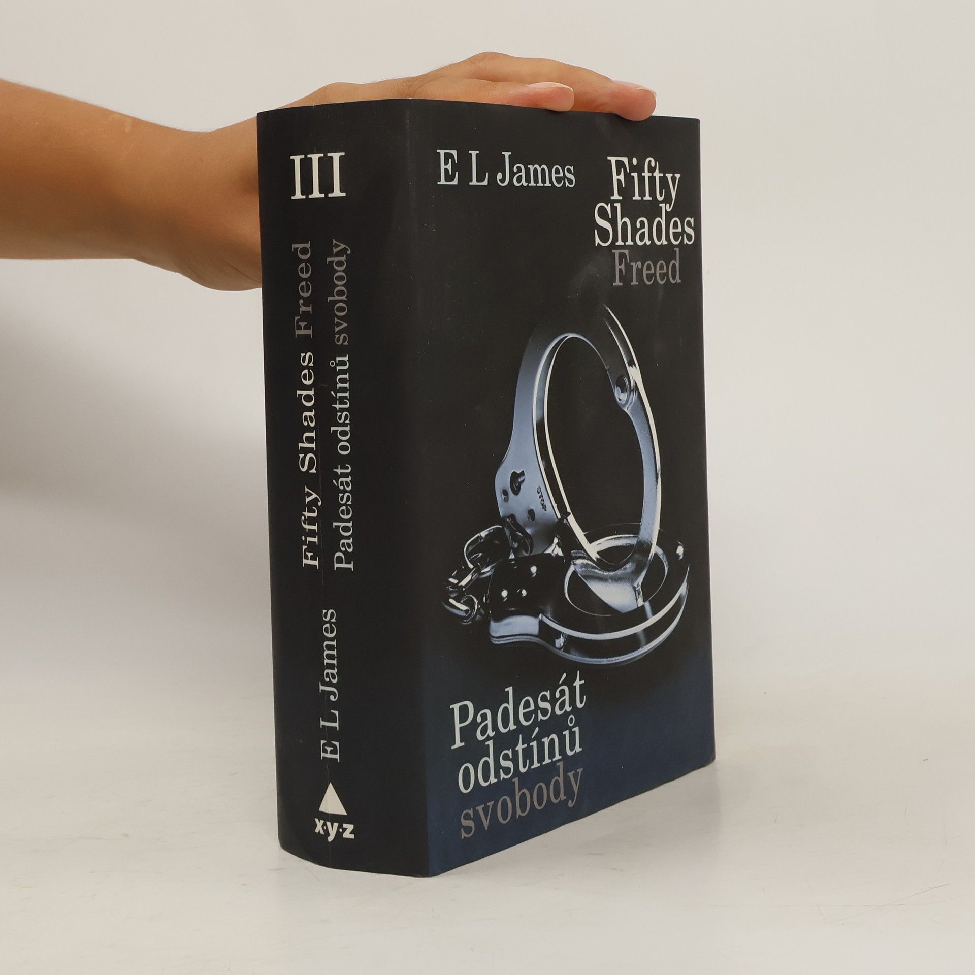 E. L. James Padesát odstínů svobody