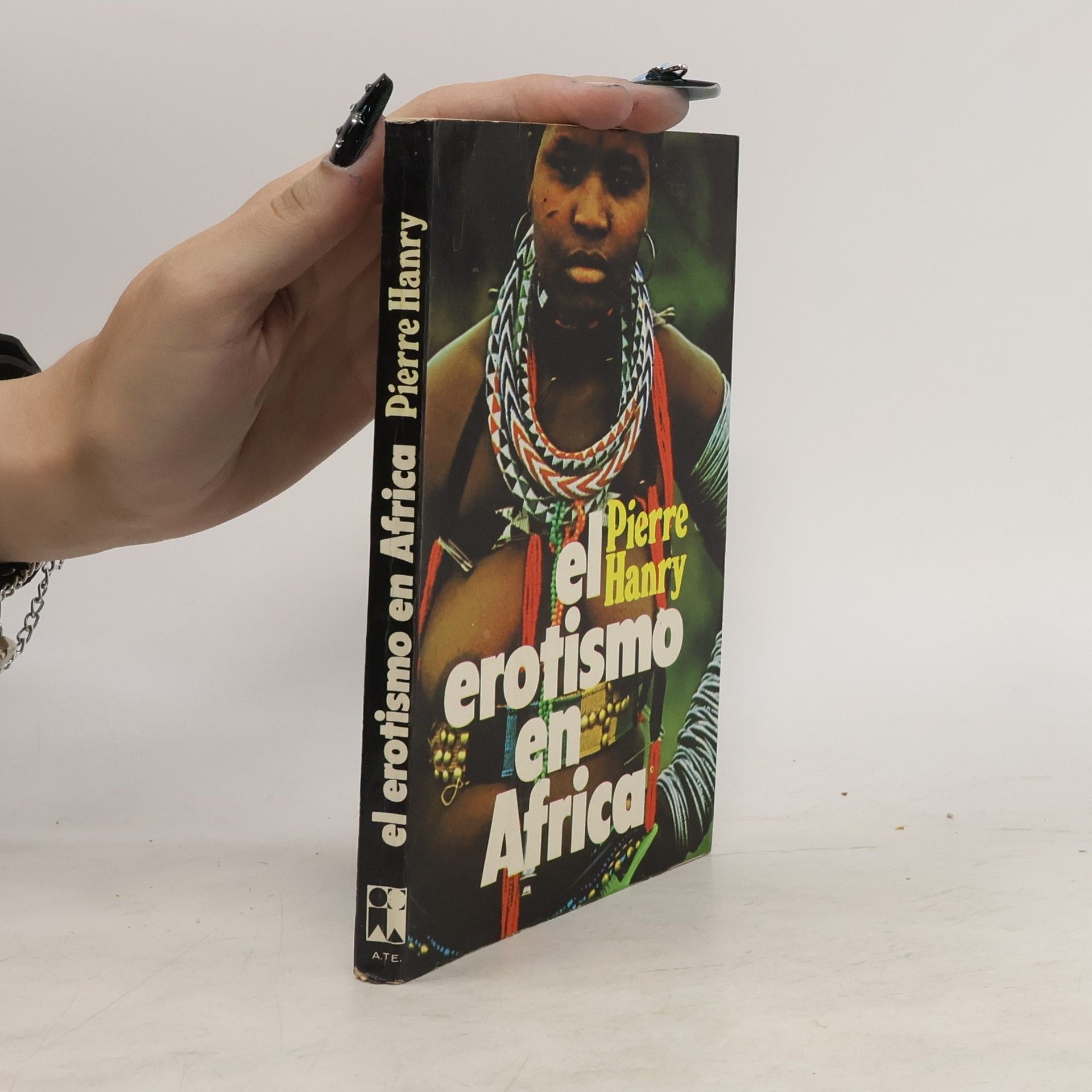 Pierre Hanry El erotismo en Africa