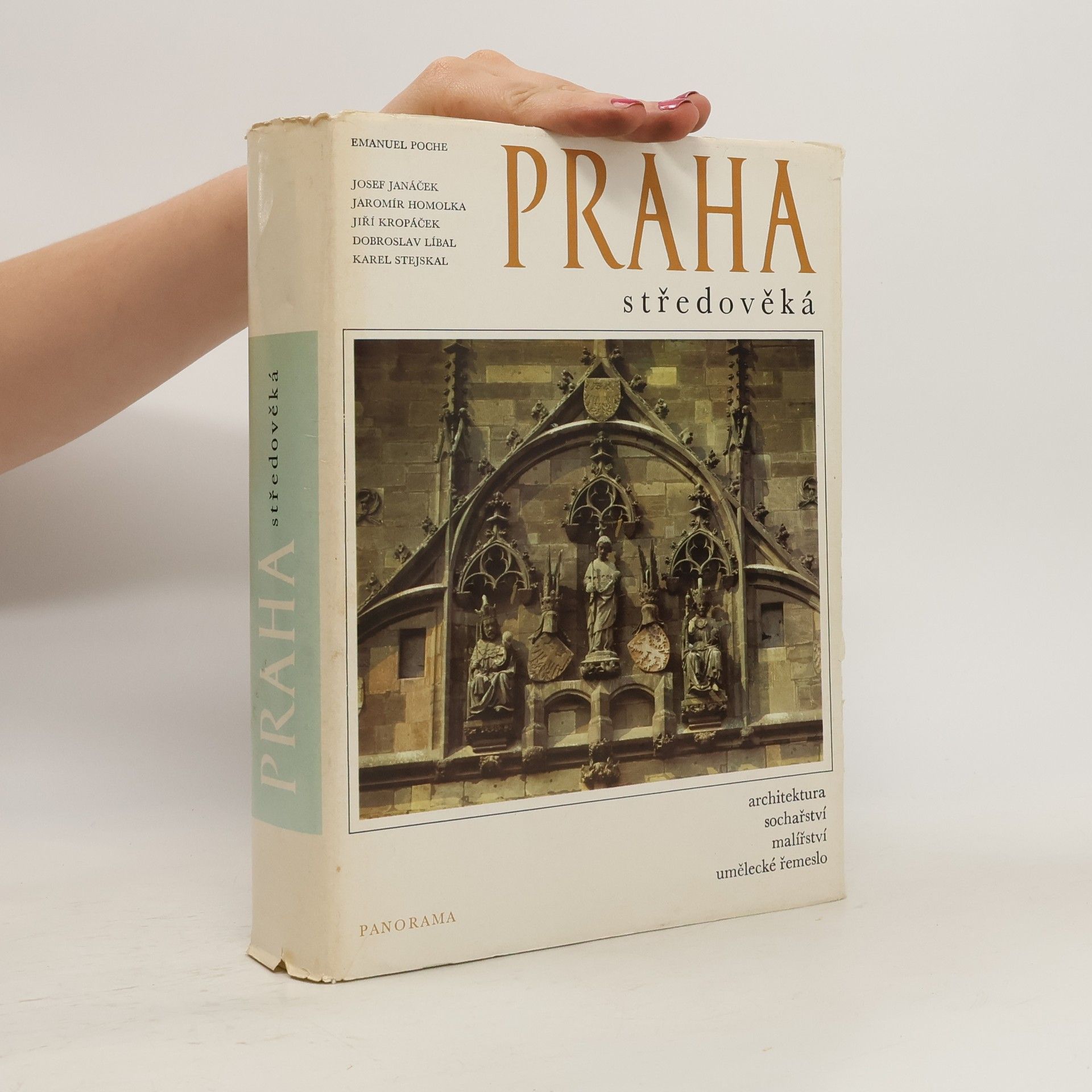 Collectif d'auteurs Praha středověká