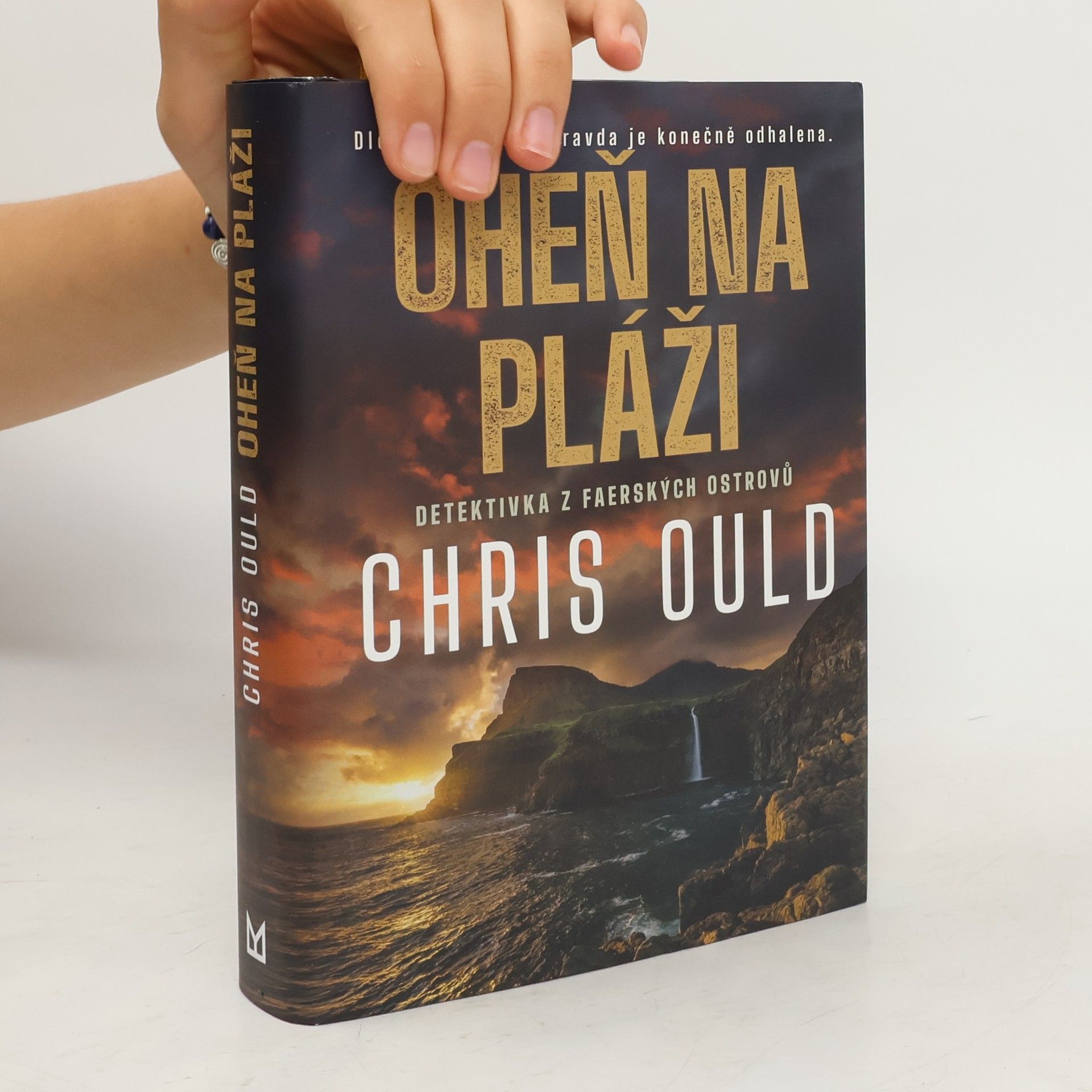 Chris Ould Oheň na pláži