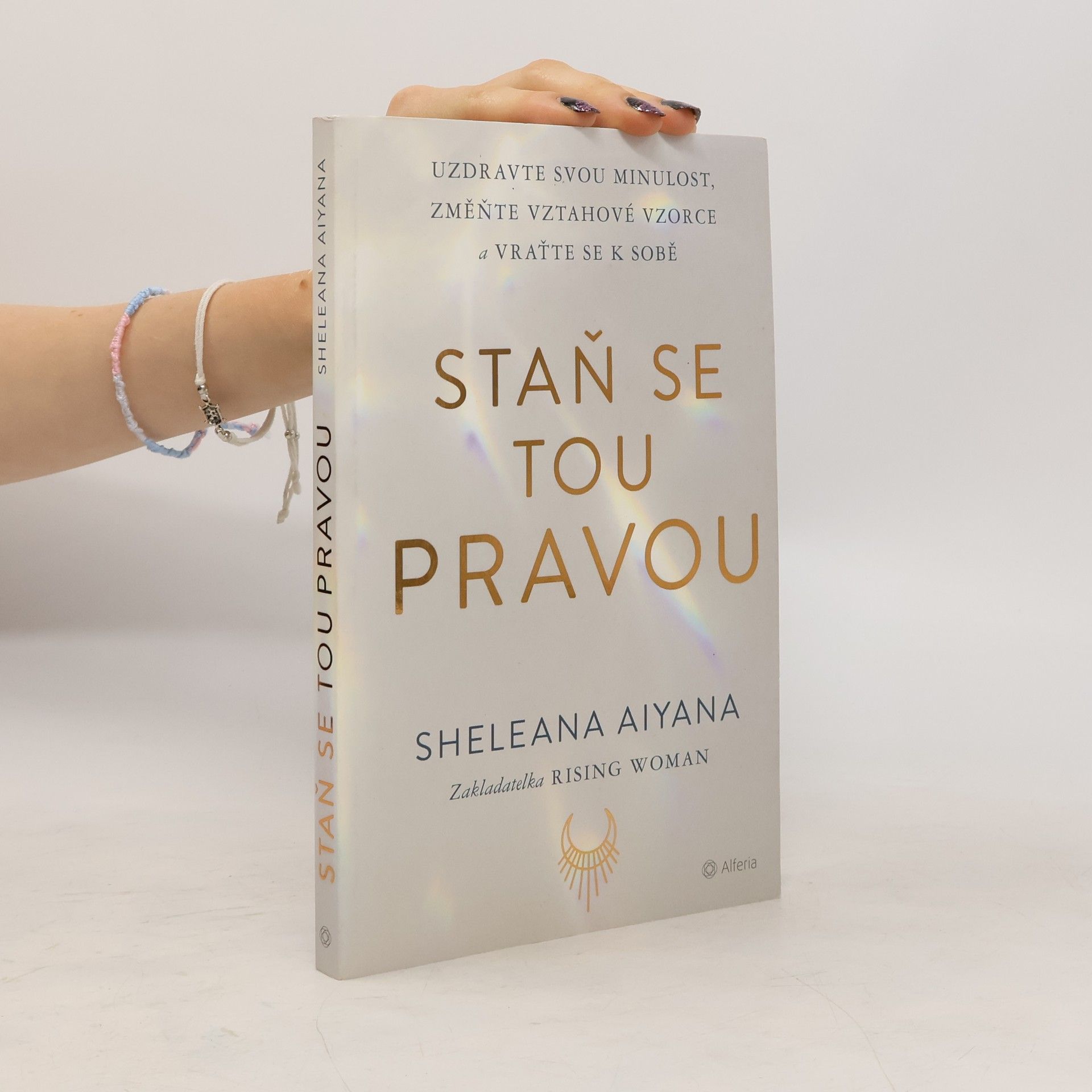 Sheleana Aiyana Staň se tou pravou