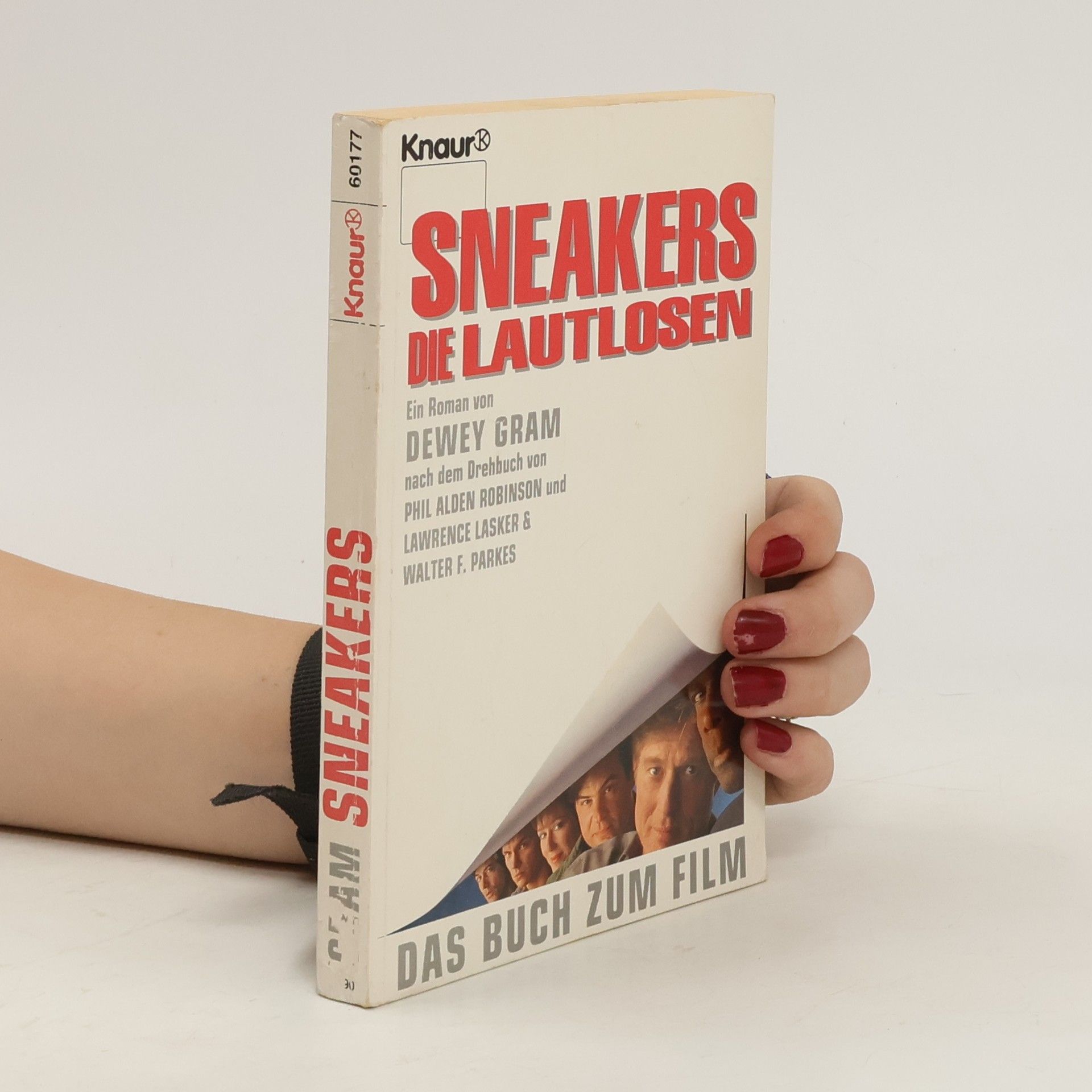 Dewey Gram Sneakers, Die Lautlosen. Das Buch z. Film