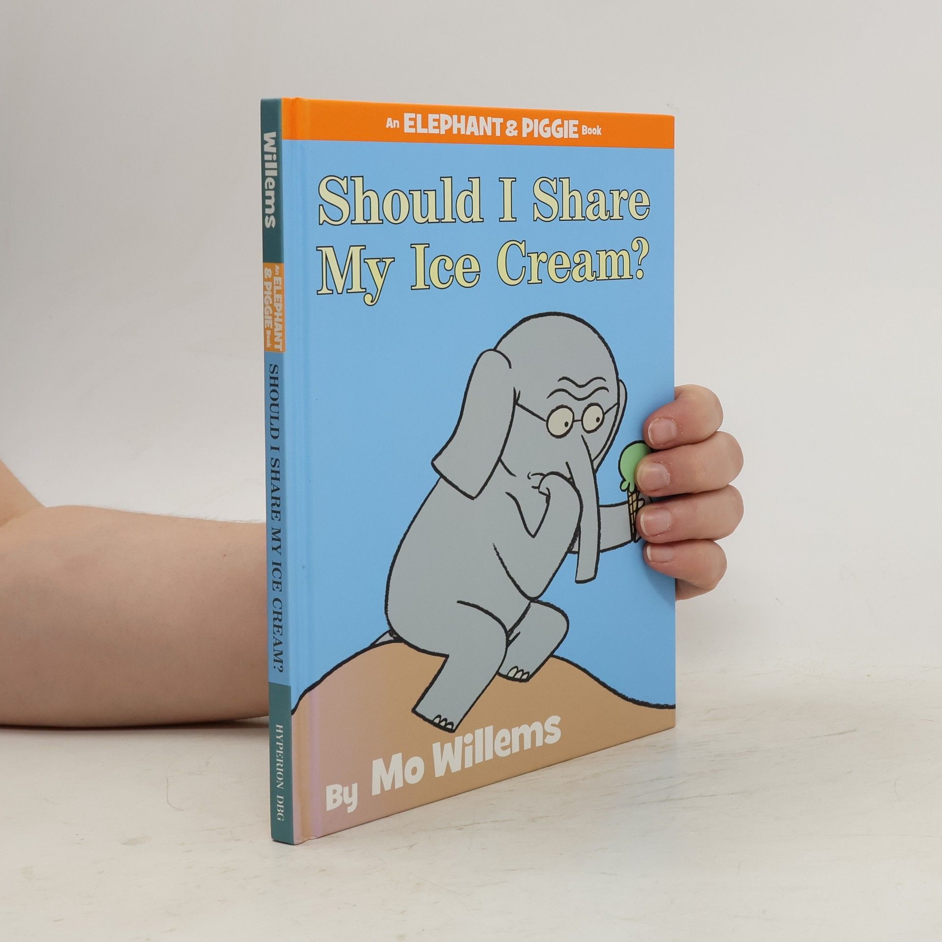 Mo Willems Should I share my ice cream?