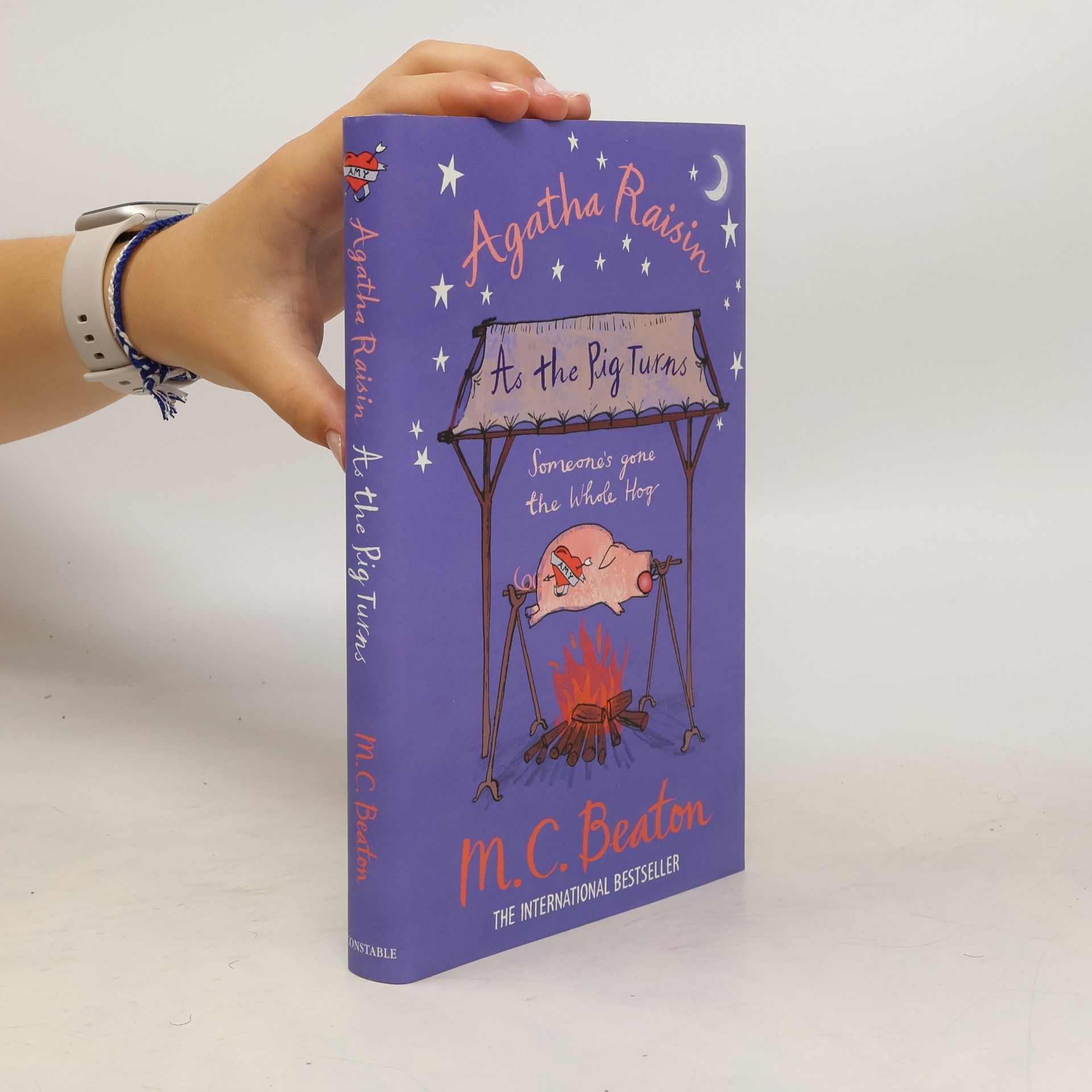 M. C. Beaton As the Pig Turns