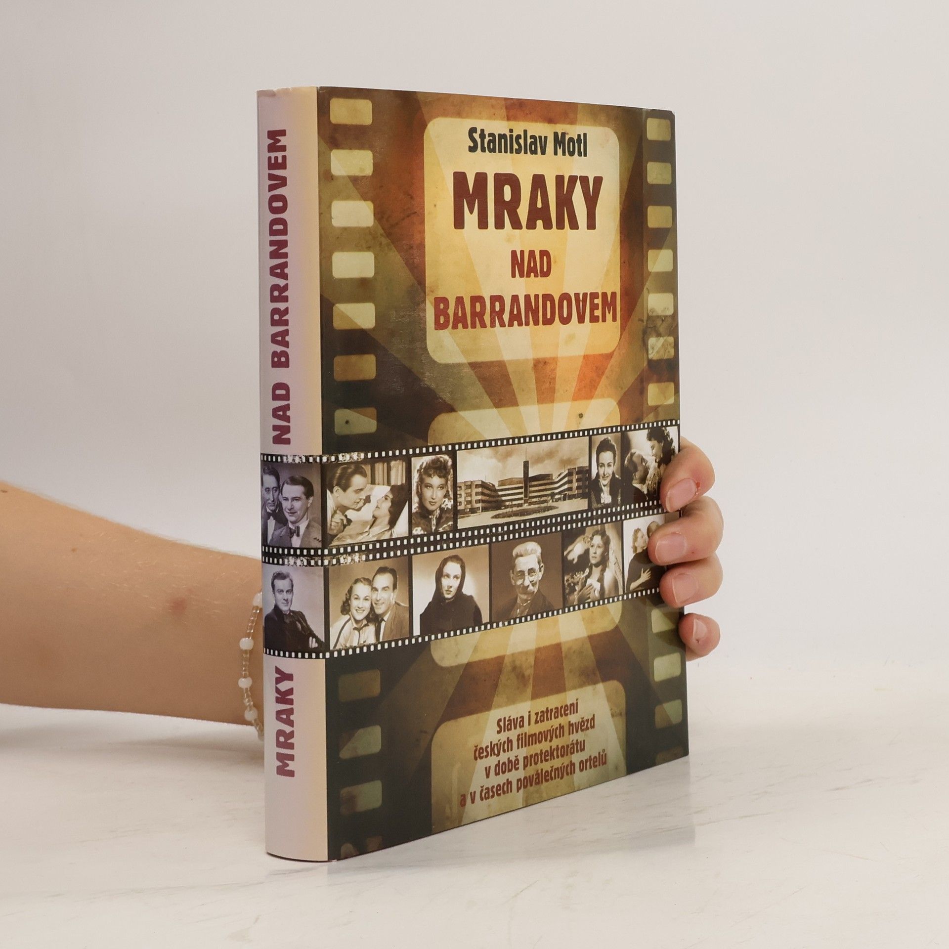 Stanislav Motl Mraky nad Barrandovem