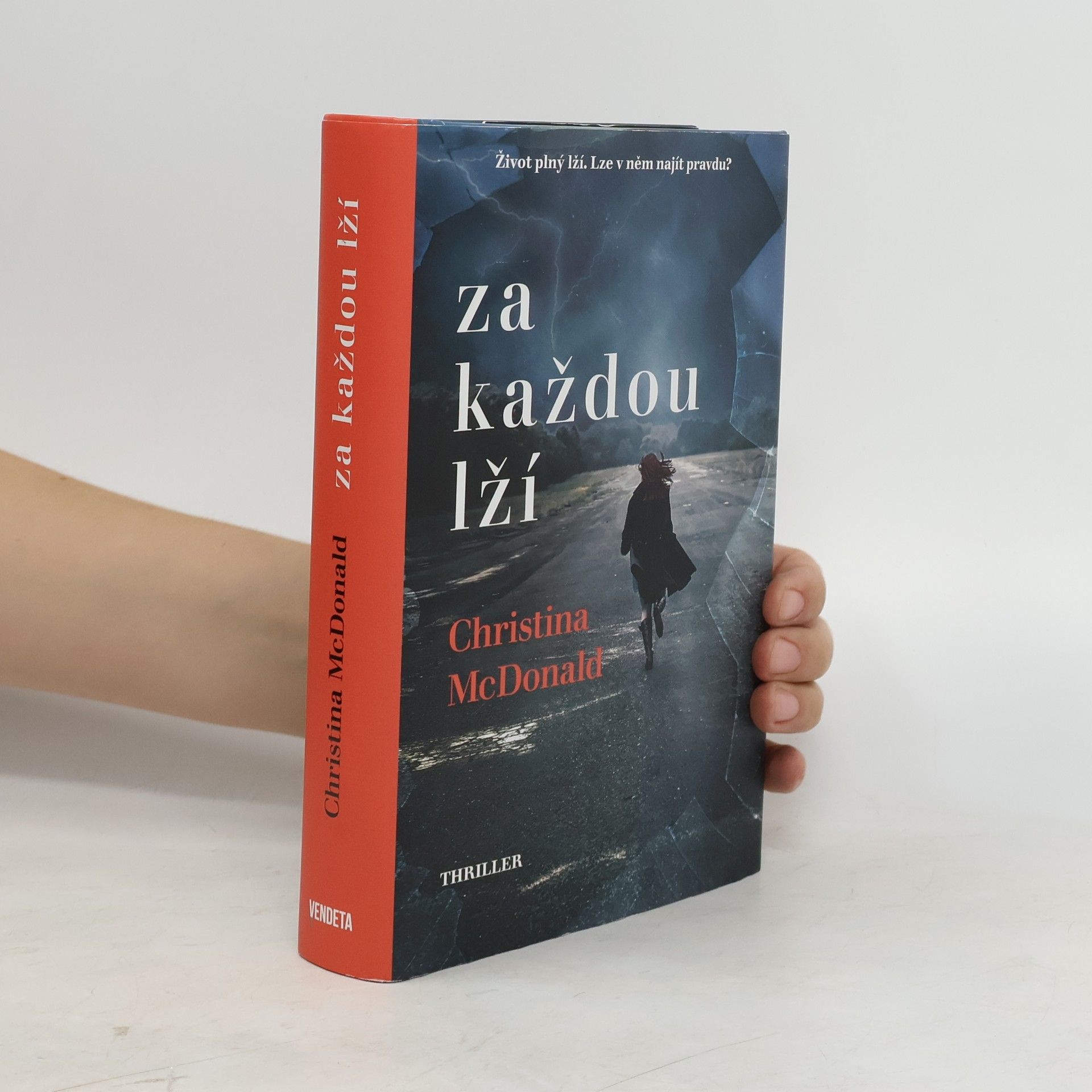 Christina McDonald Za každou lží
