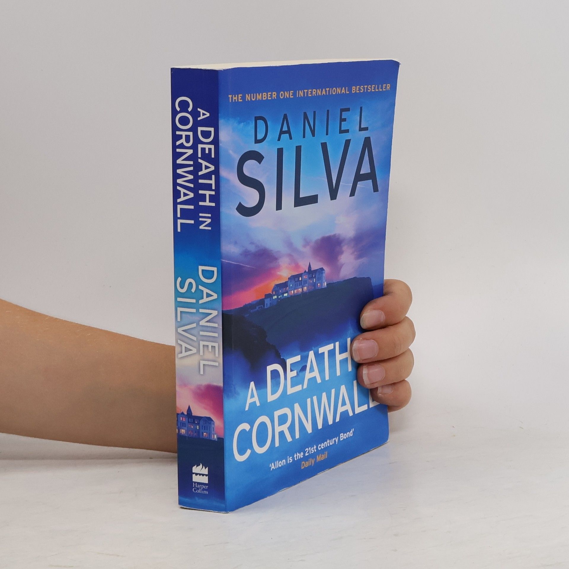 Daniel Silva A Death in Cornwall