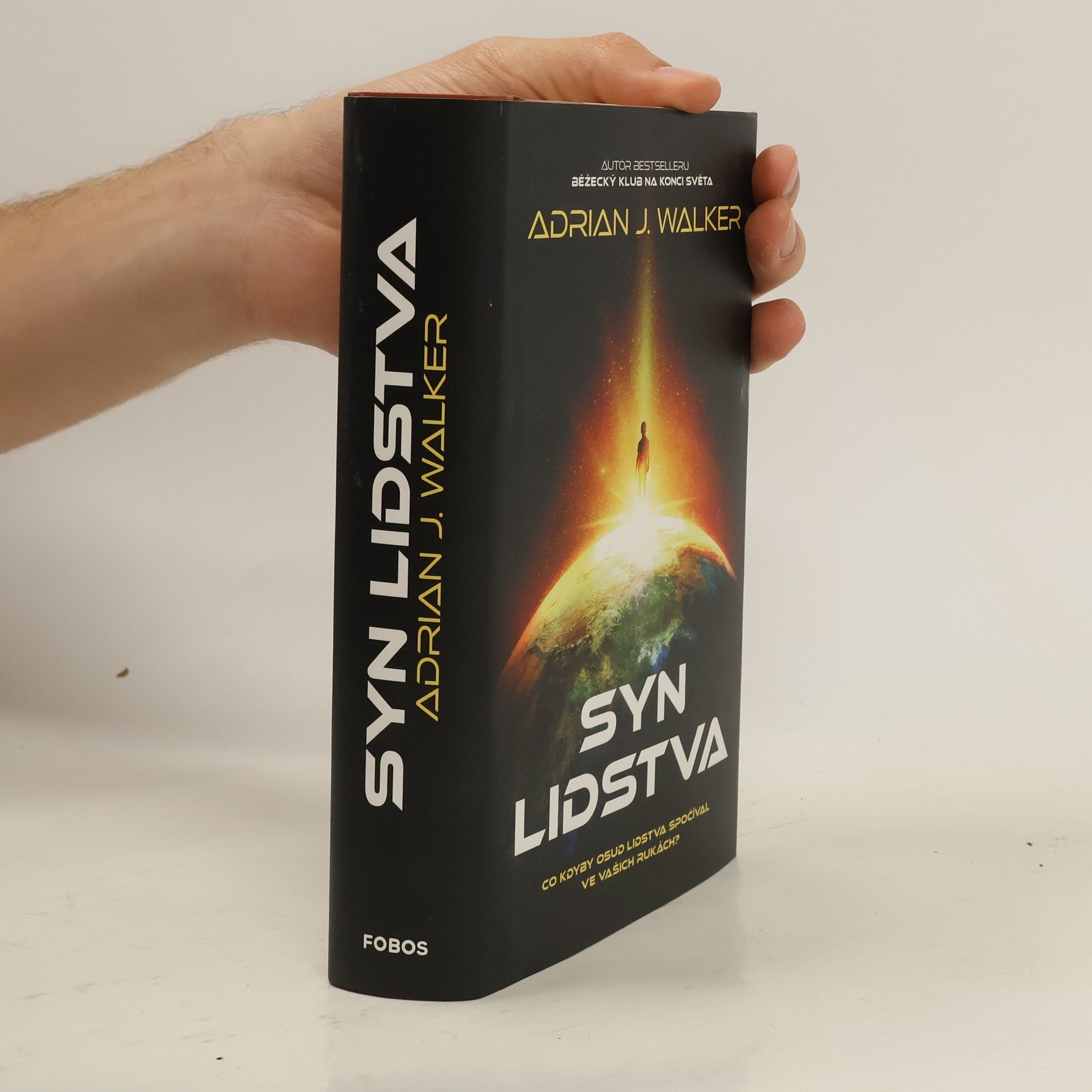 Adrian J. Walker Syn lidstva