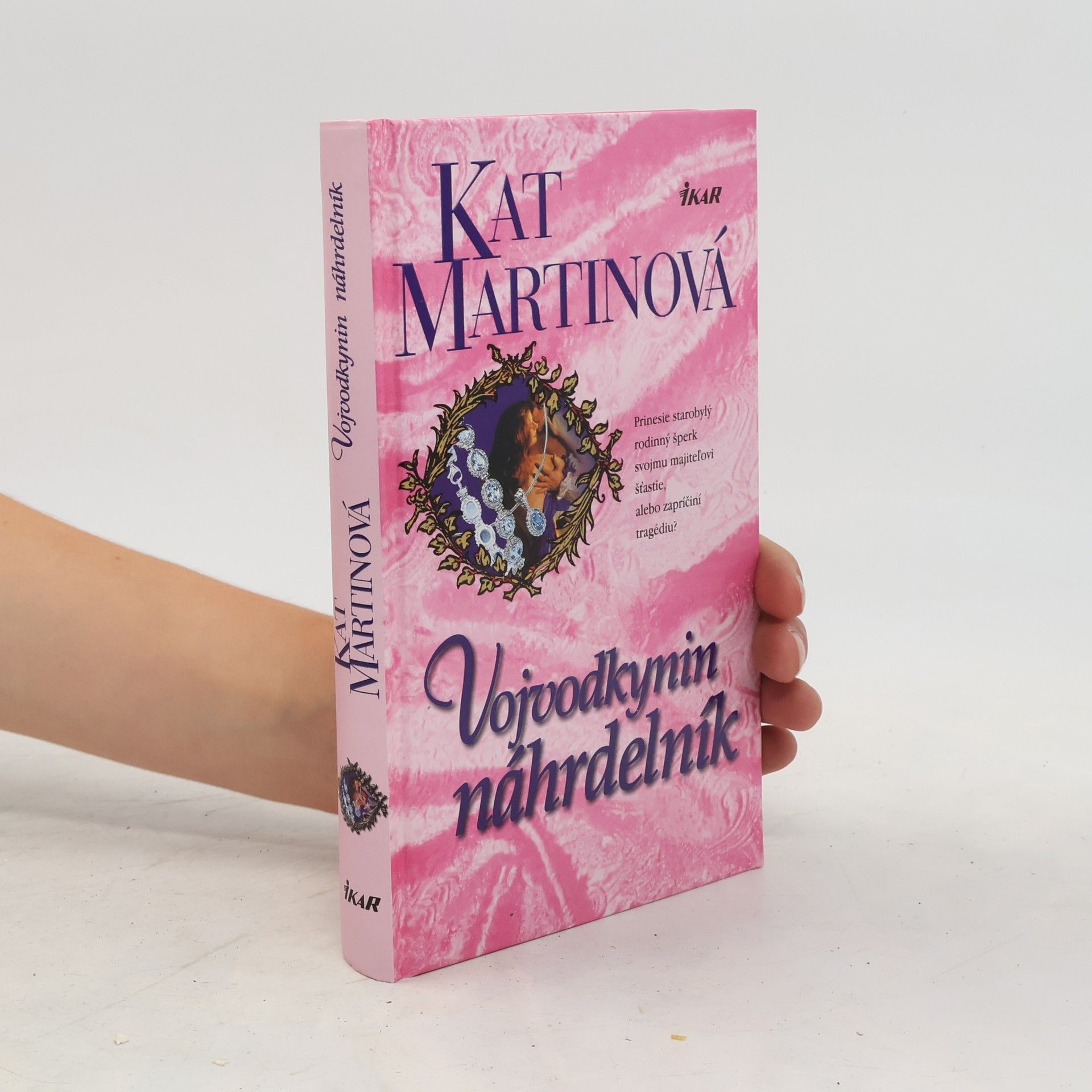 Kat Martinová Vojvodkynin náhrdelník