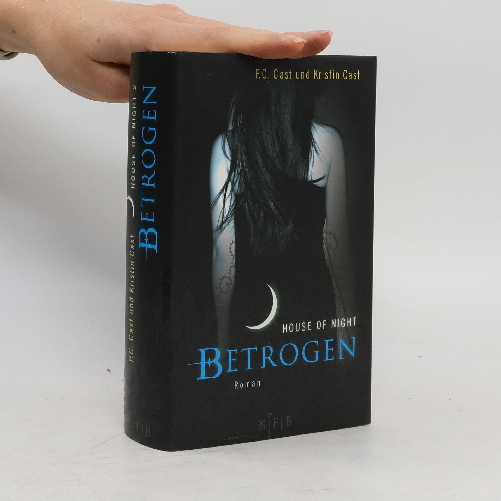 Phyllis Christine Cast House of Night 2. Betrogen