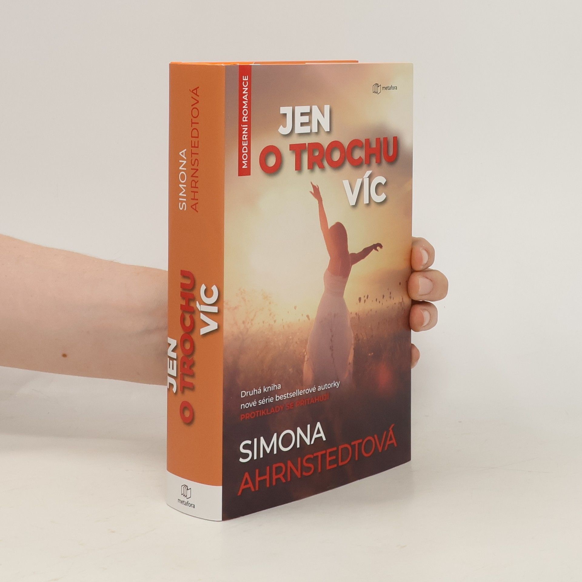 Simona Ahrnstedt Jen o trochu víc