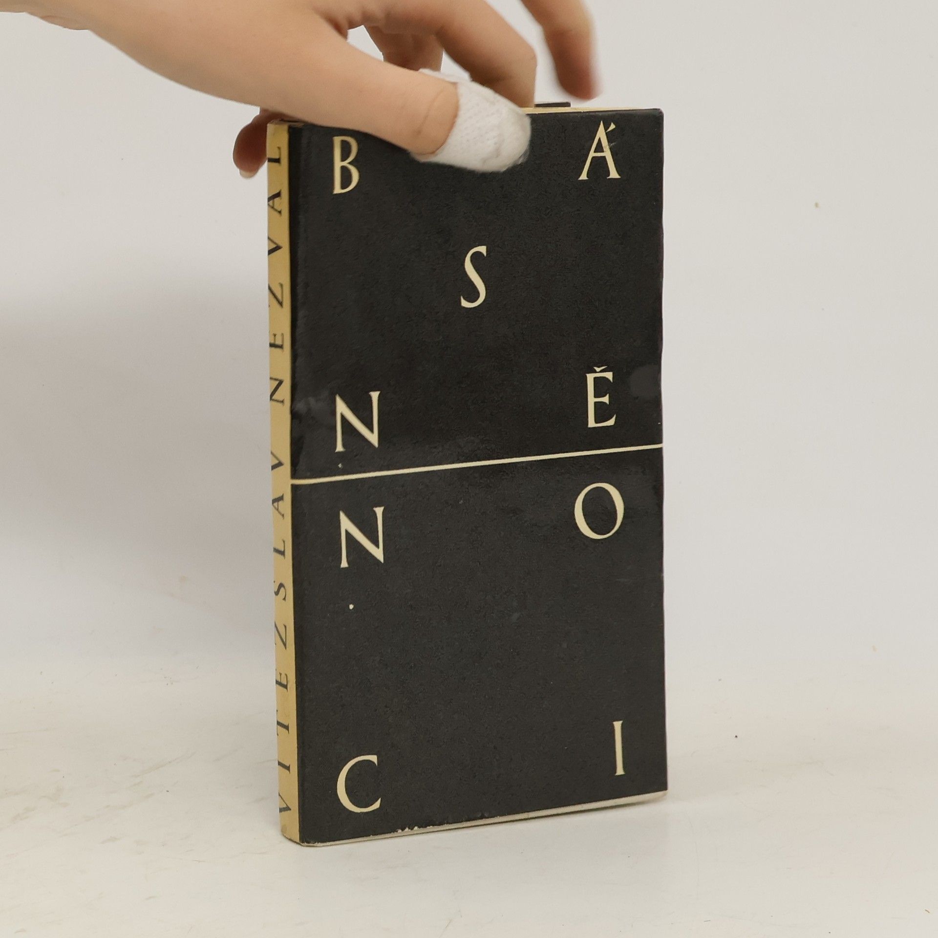 Vítězslav Nezval Básně noci