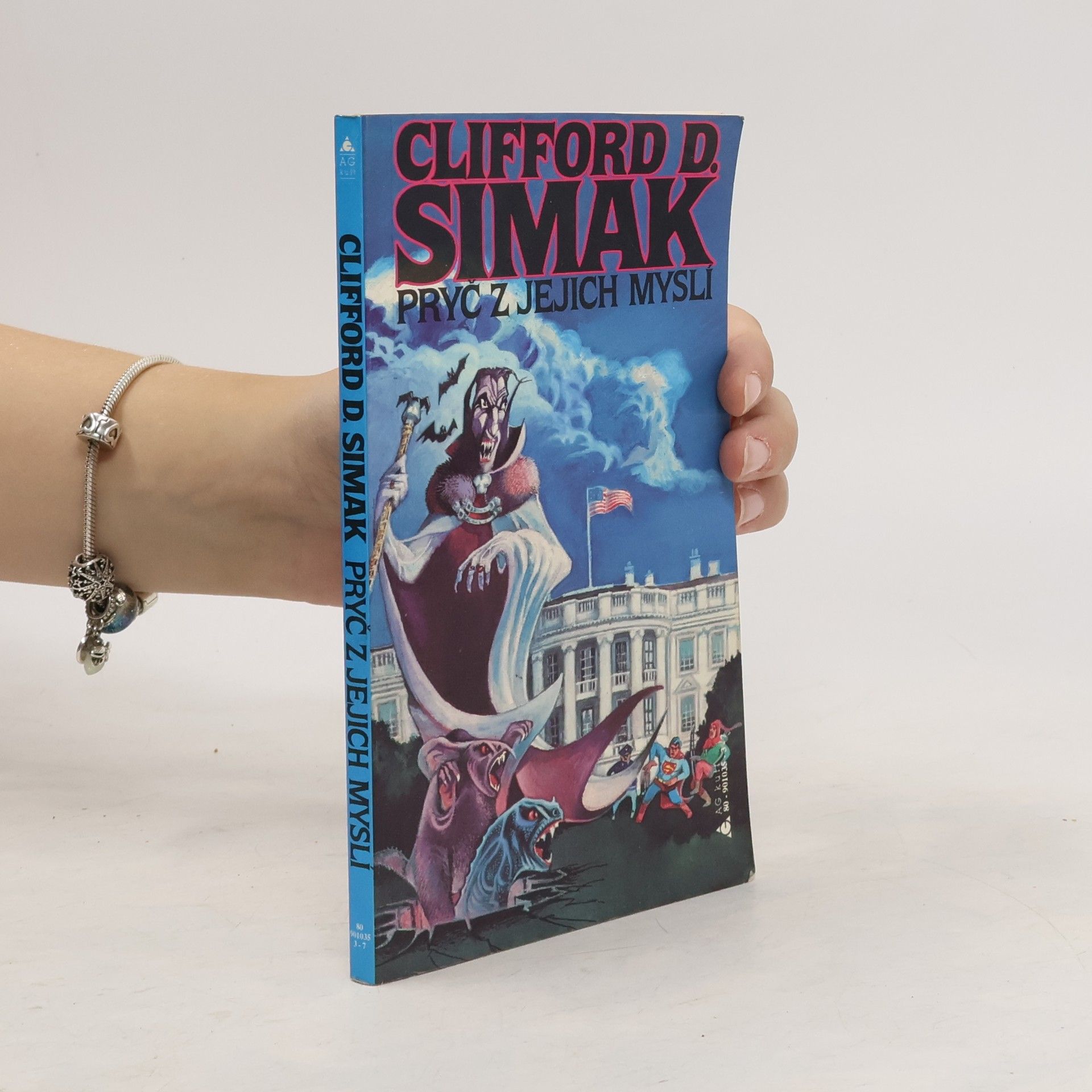 Clifford D. Simak Pryč z jejich myslí