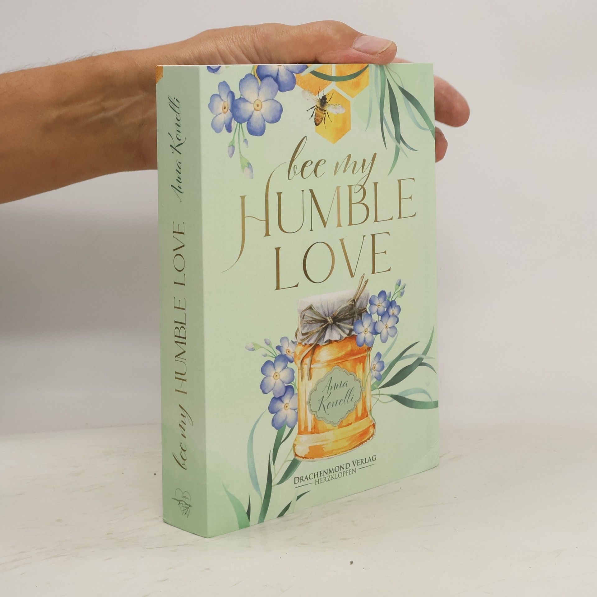 Anna Konelli Bee My Humble Love