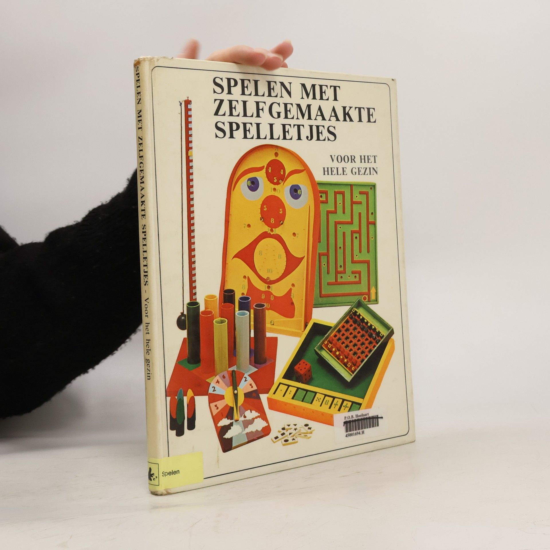 kolektiv Spelen met zelfgemaakte spelletjes voor het hele gezin