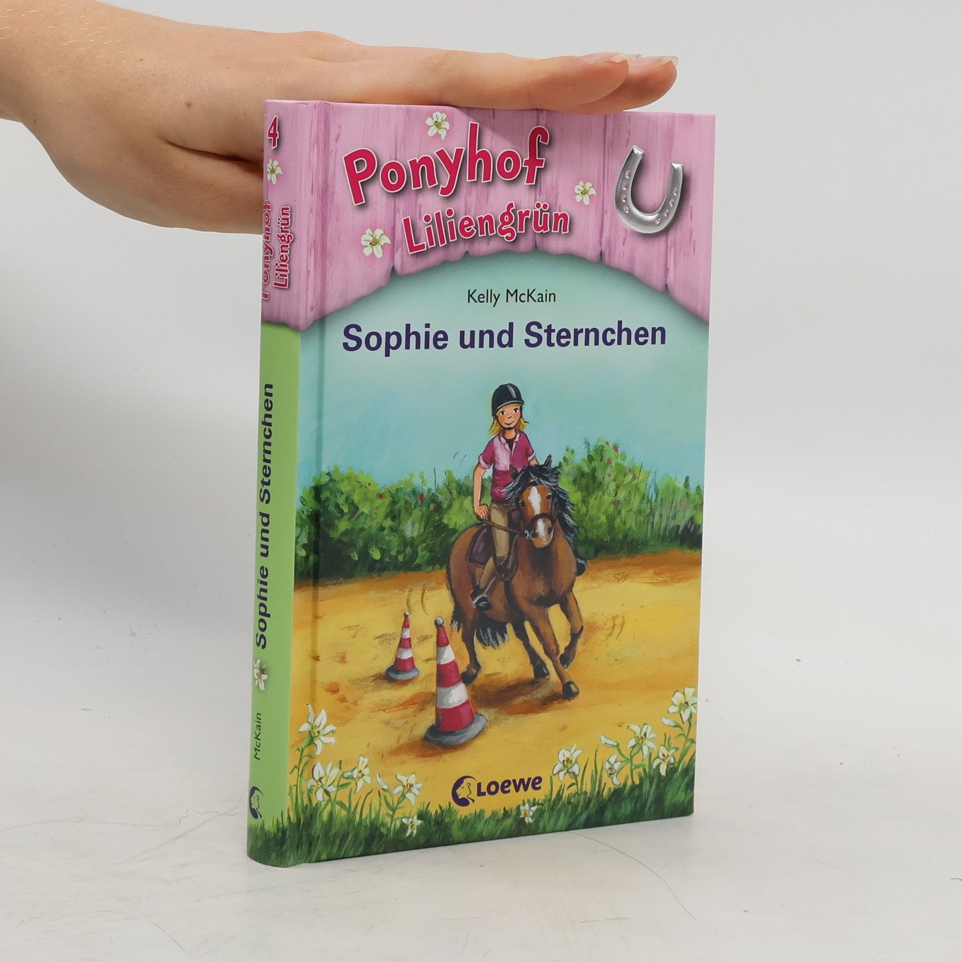 Kelly McKain Ponyhof Liliengrün 4. Sophie und Sternchen