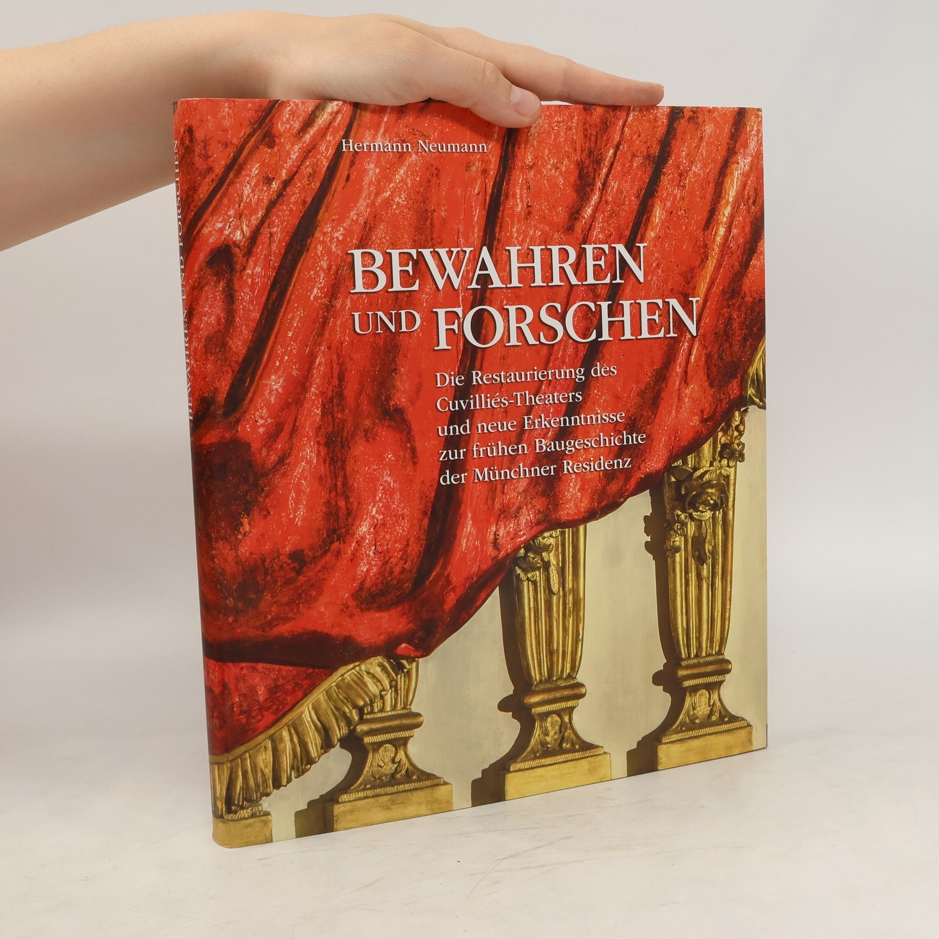 Hermann Neumann Bewahren und Forschen