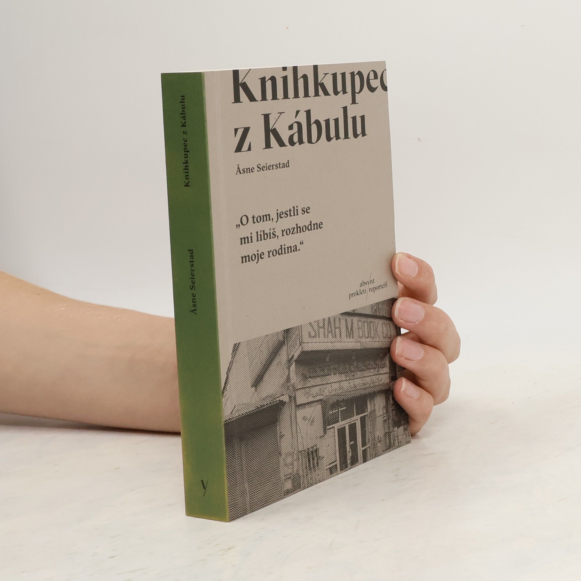 Åsne Seierstadová Knihkupec z Kábulu