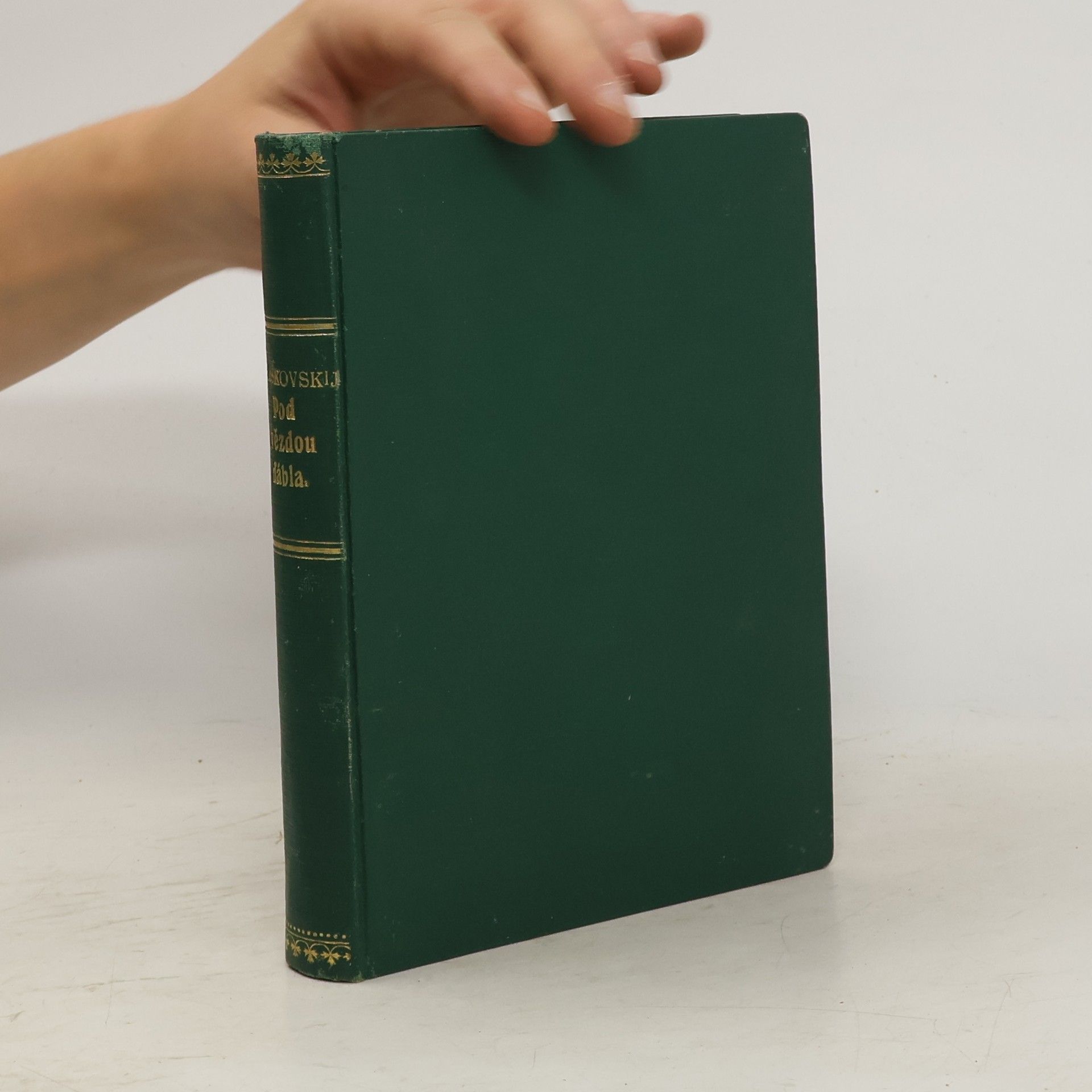 Nikolaj Nikolajevič Breško Breškovskij Pod hvězdou ďábla