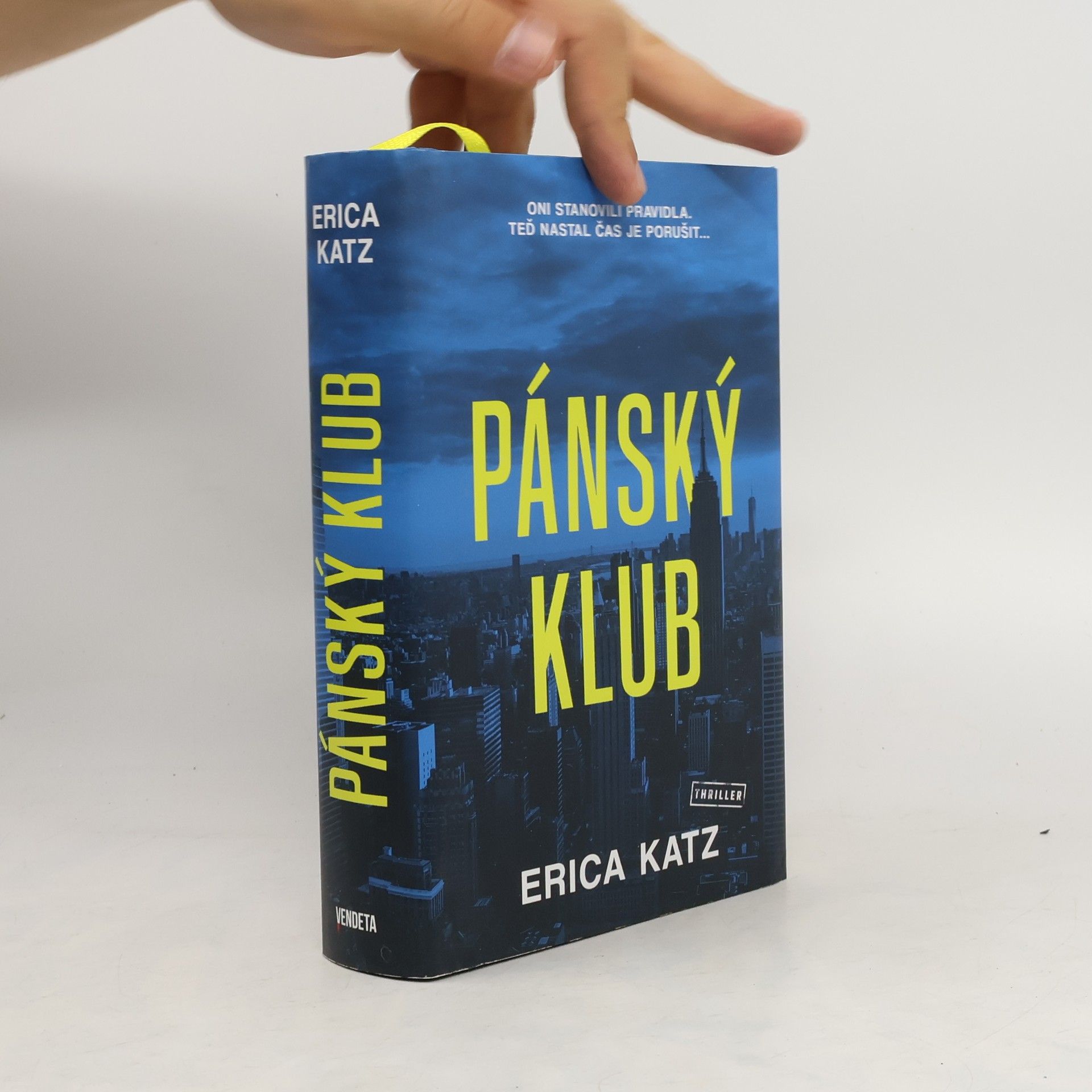 Erica Katz Pánský klub