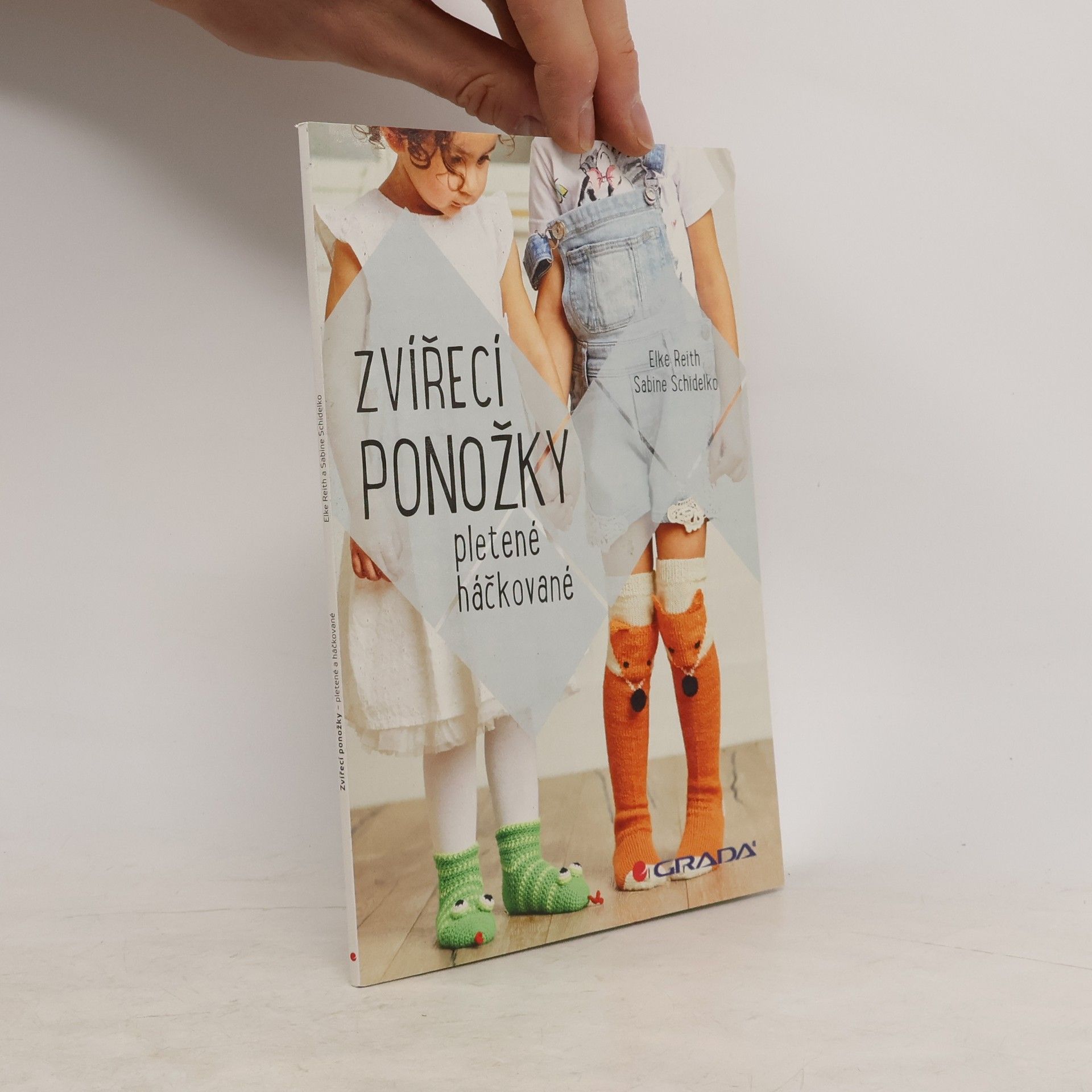 Sabine Schidelko Zvířecí ponožky - Pletené i háčkované