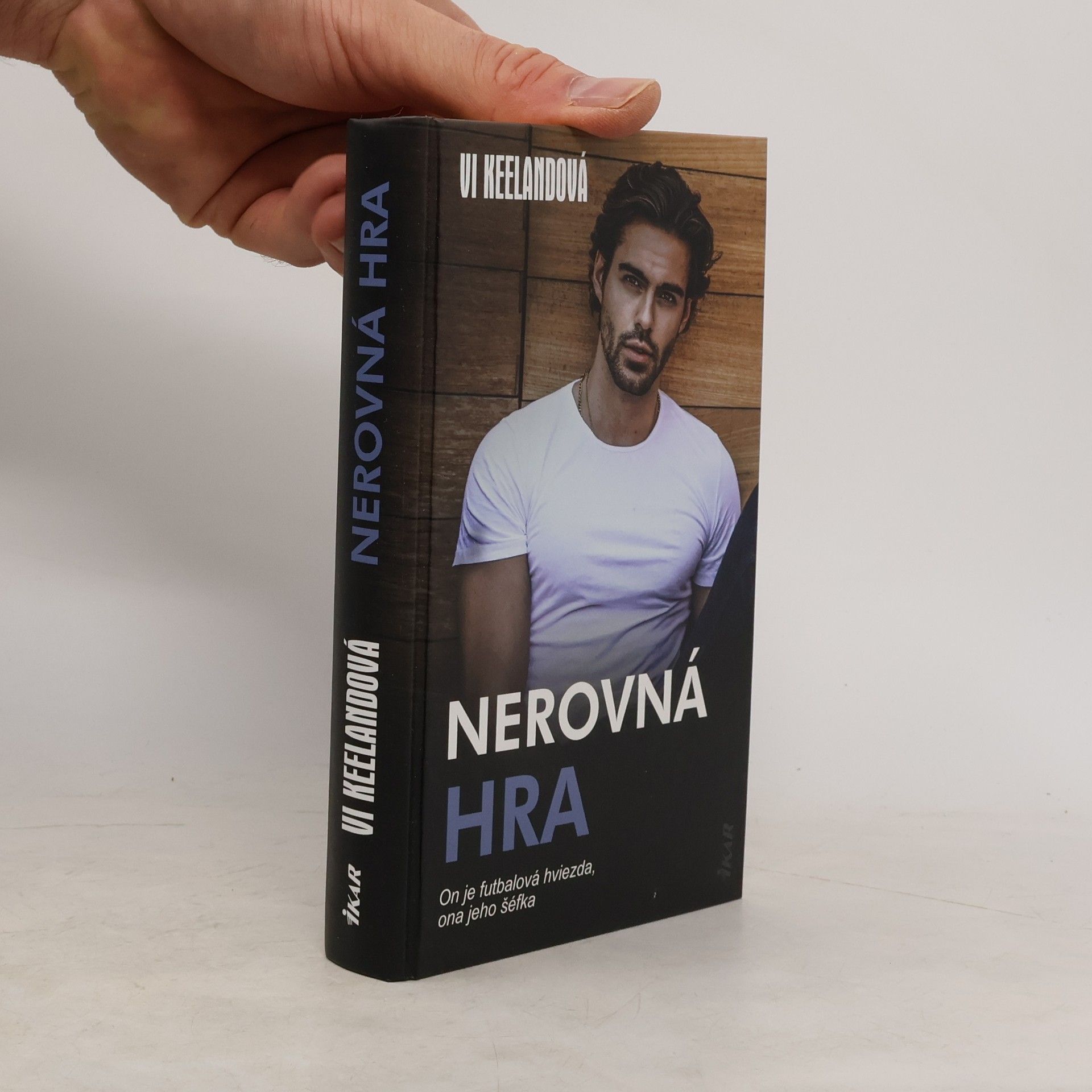 Vi Keeland Nerovná hra