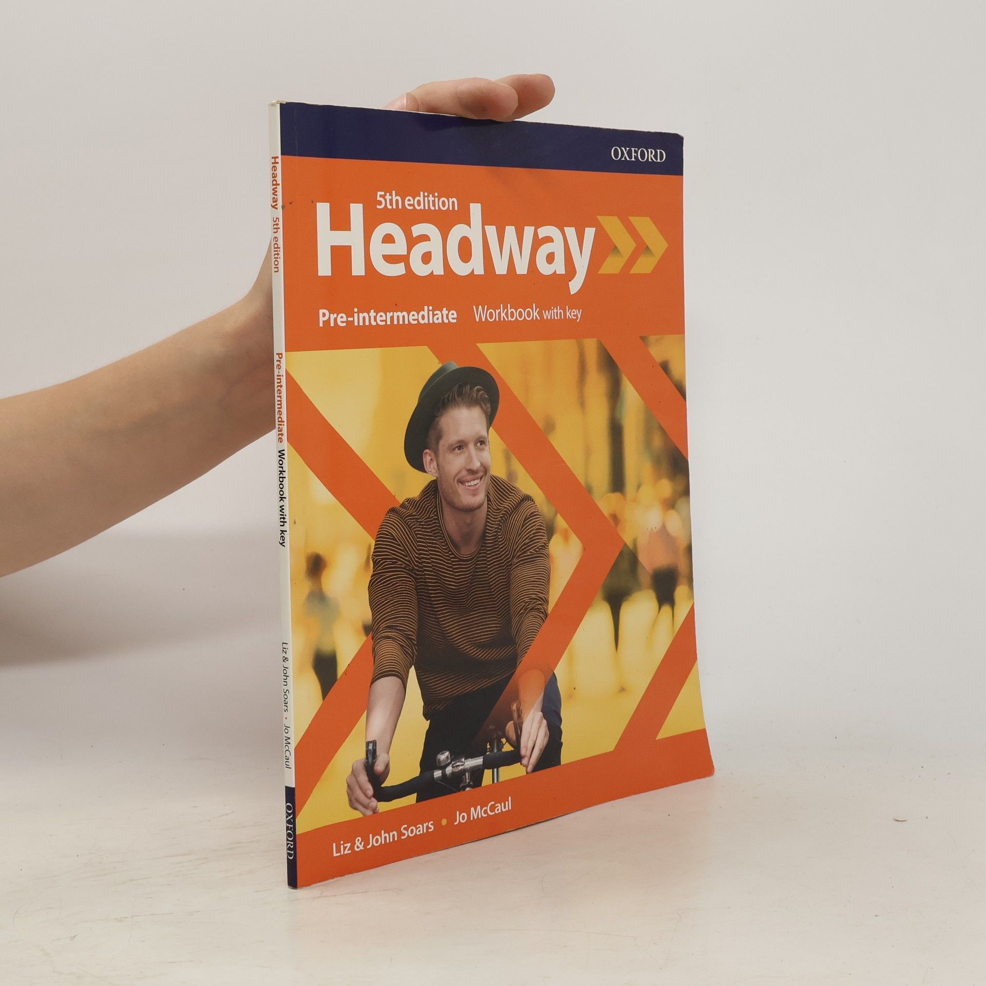 Liz Soars  Headway : Pre-Intermediate. Workbook with key