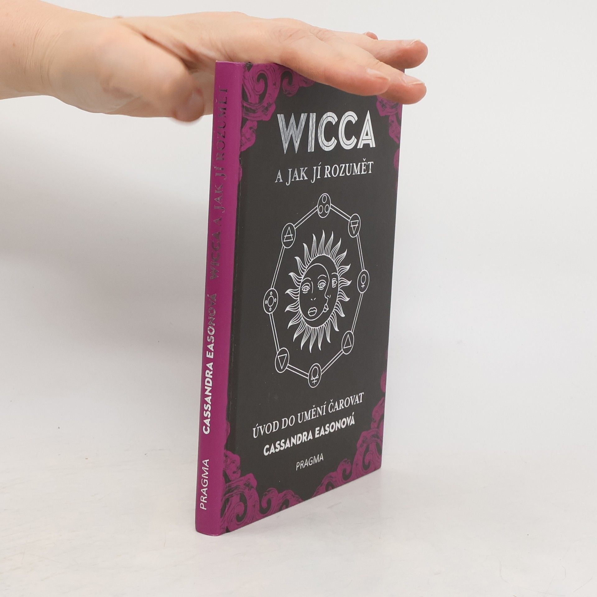 Cassandra Eason Wicca a jak jí rozumět