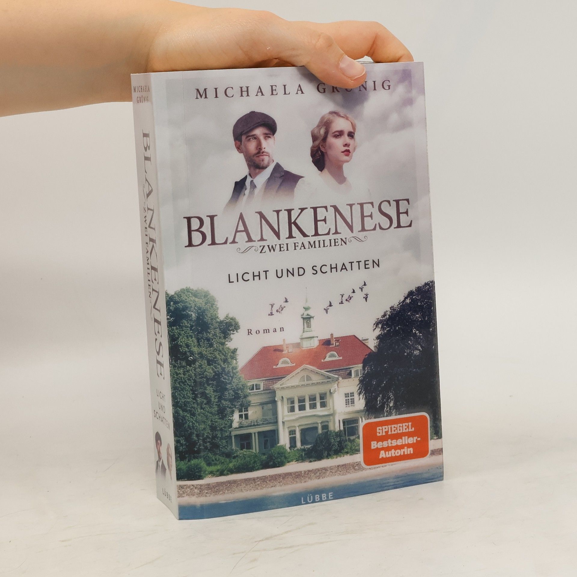 Michaela Grünig Blankenese, zwei Familien - Licht und Schatten