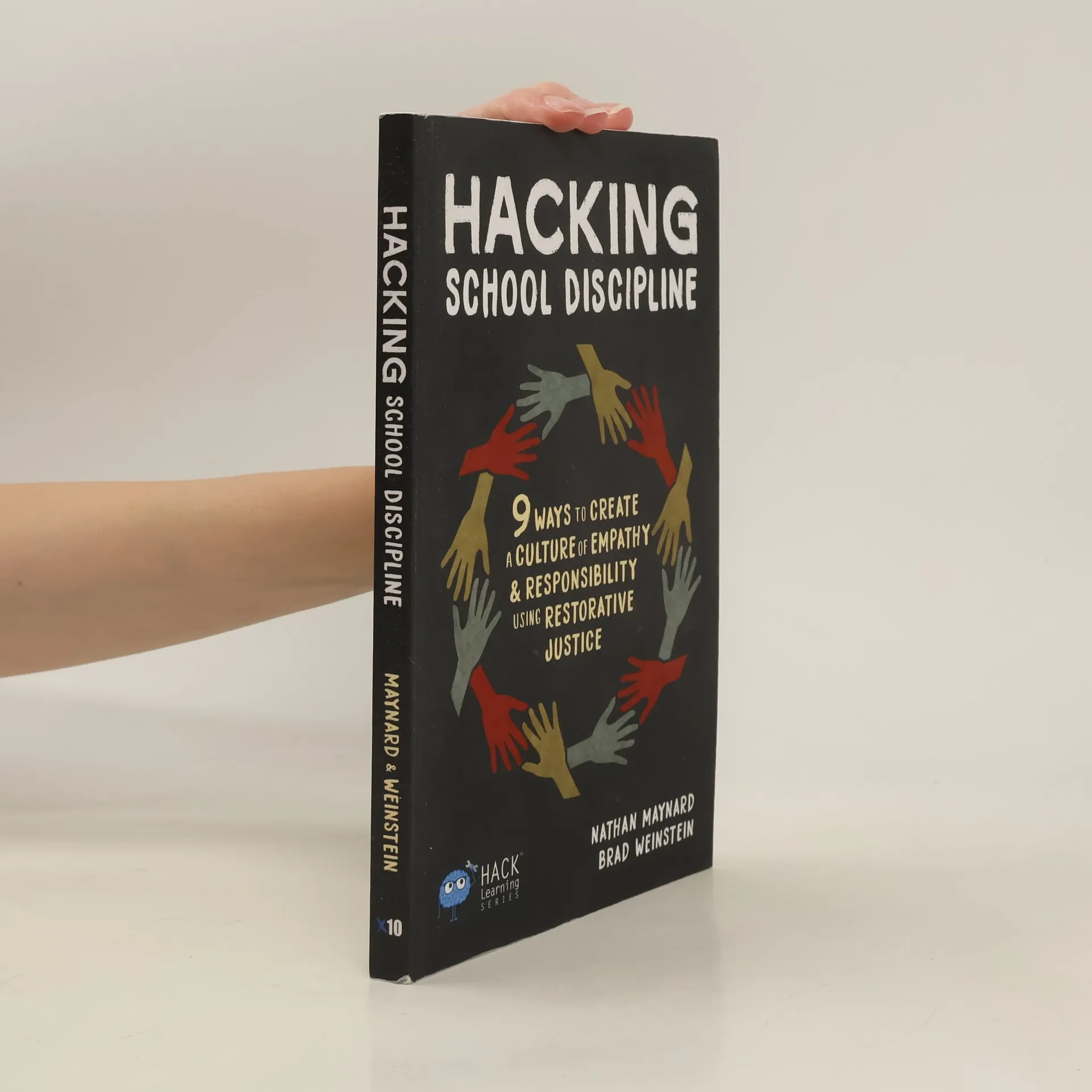 Hacking School Discipline | Book | Paperback | Nathan Maynard | EN
