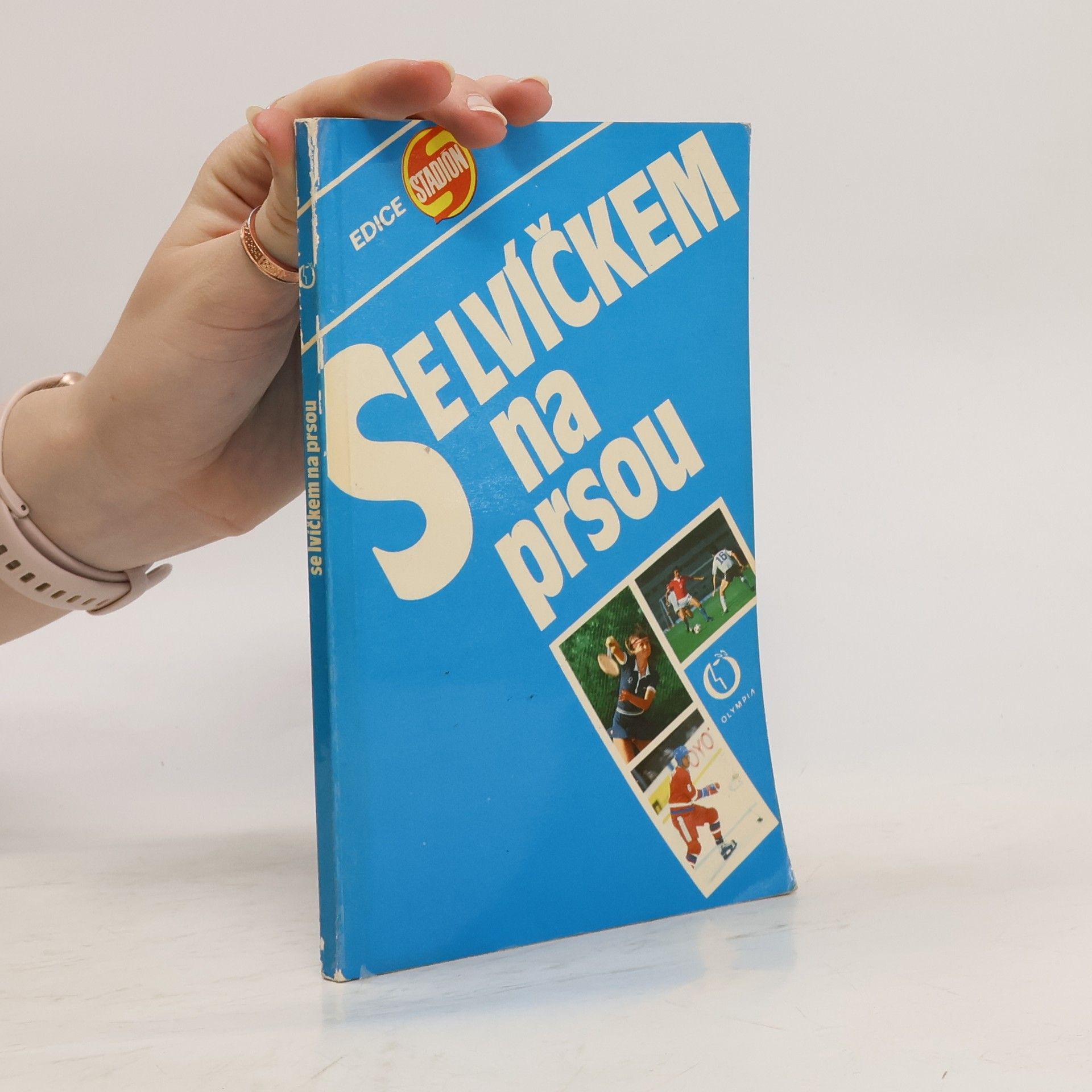 František Kreuz Se lvíčkem na prsou