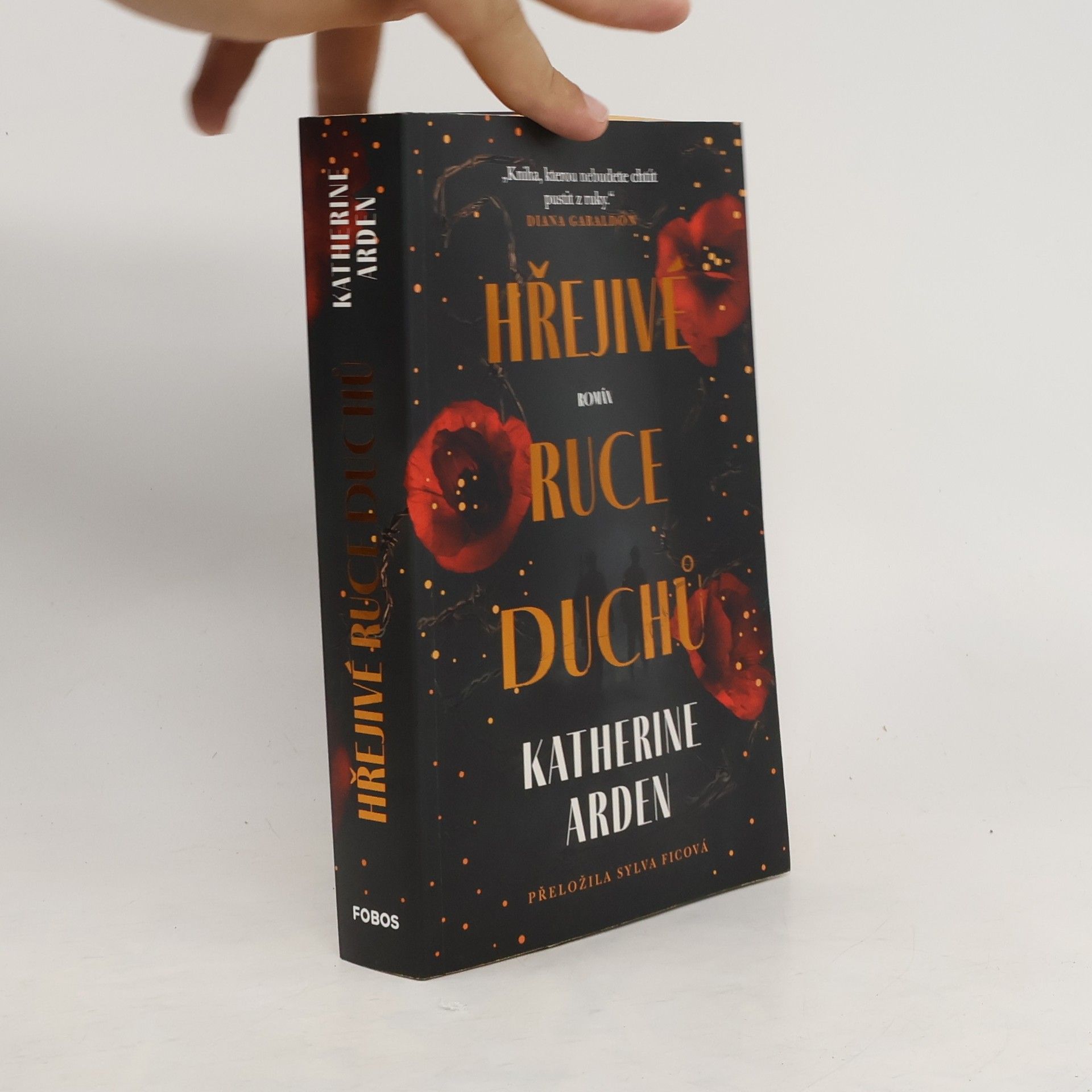 Katherine Arden Hřejivé ruce duchů
